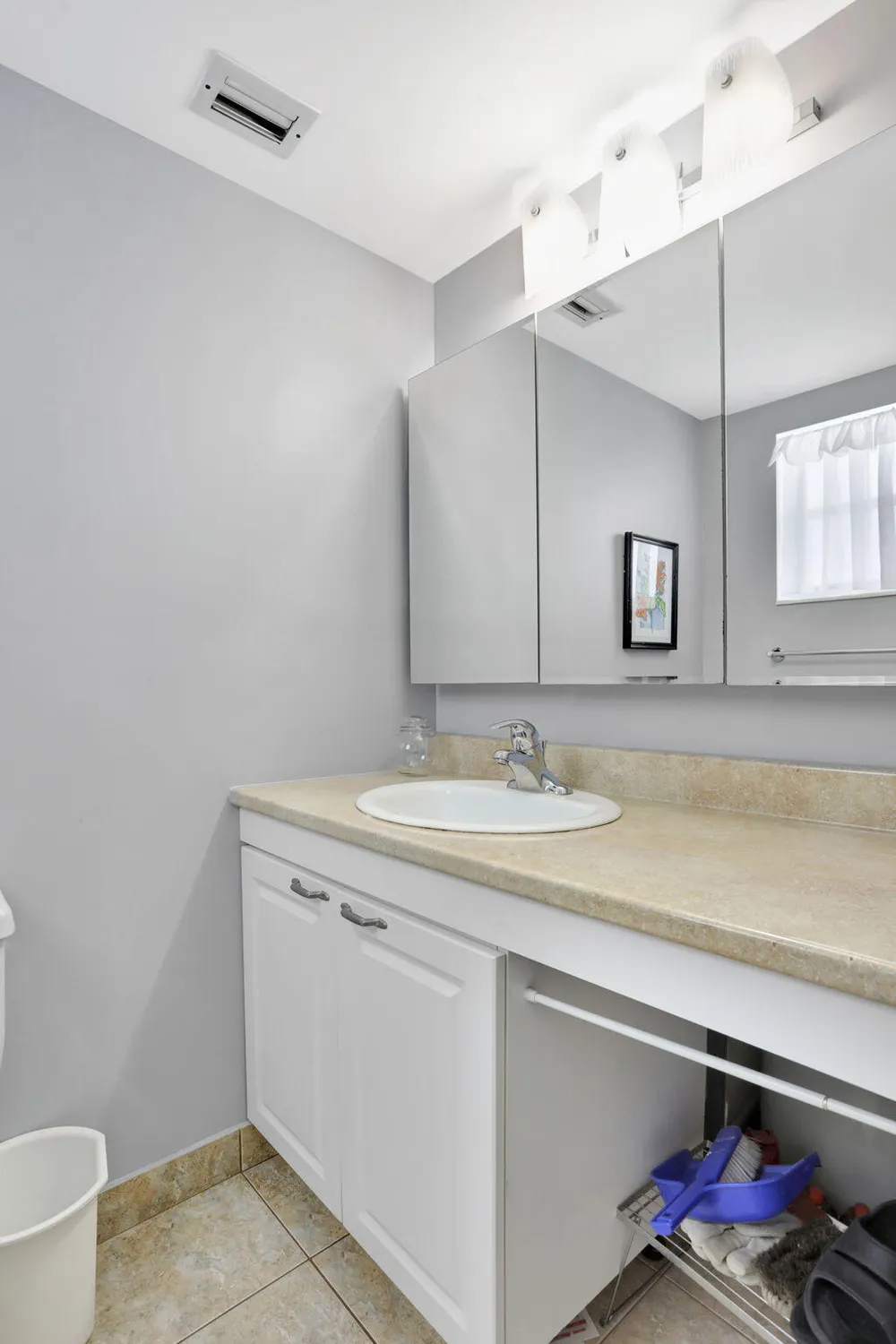 Property Slideshow image 24 of 68 | 3051 nw 46th ave 406, Lauderdale Lakes, FL, 33313