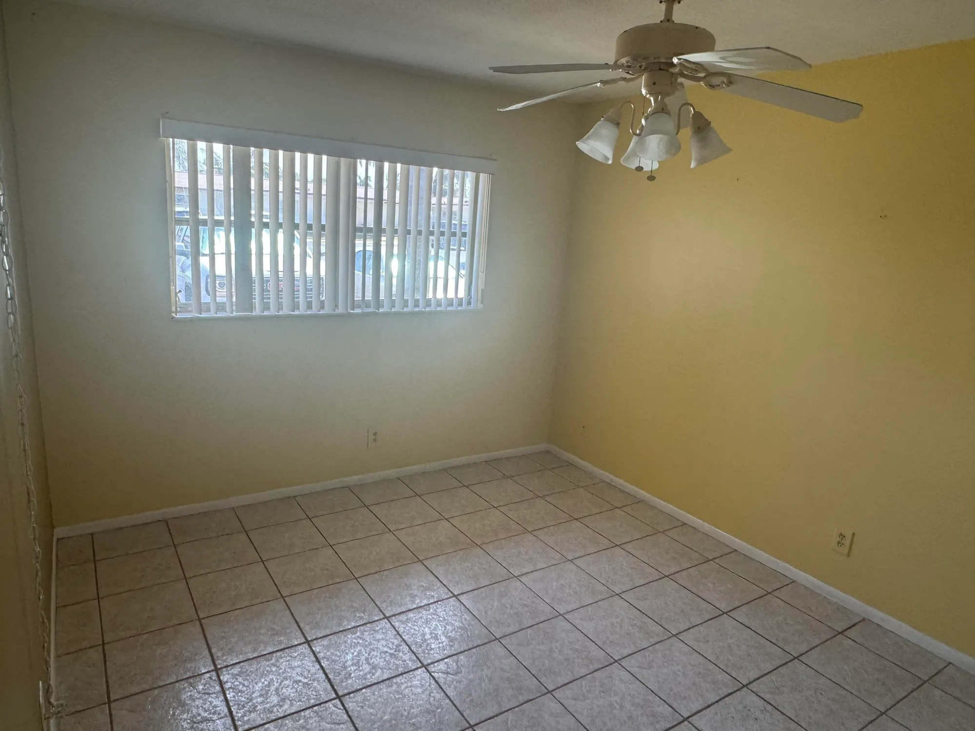 Property Slideshow image 15 of 32 | 2804 crosley dr e apt e apt e, West Palm Beach, FL, 33415