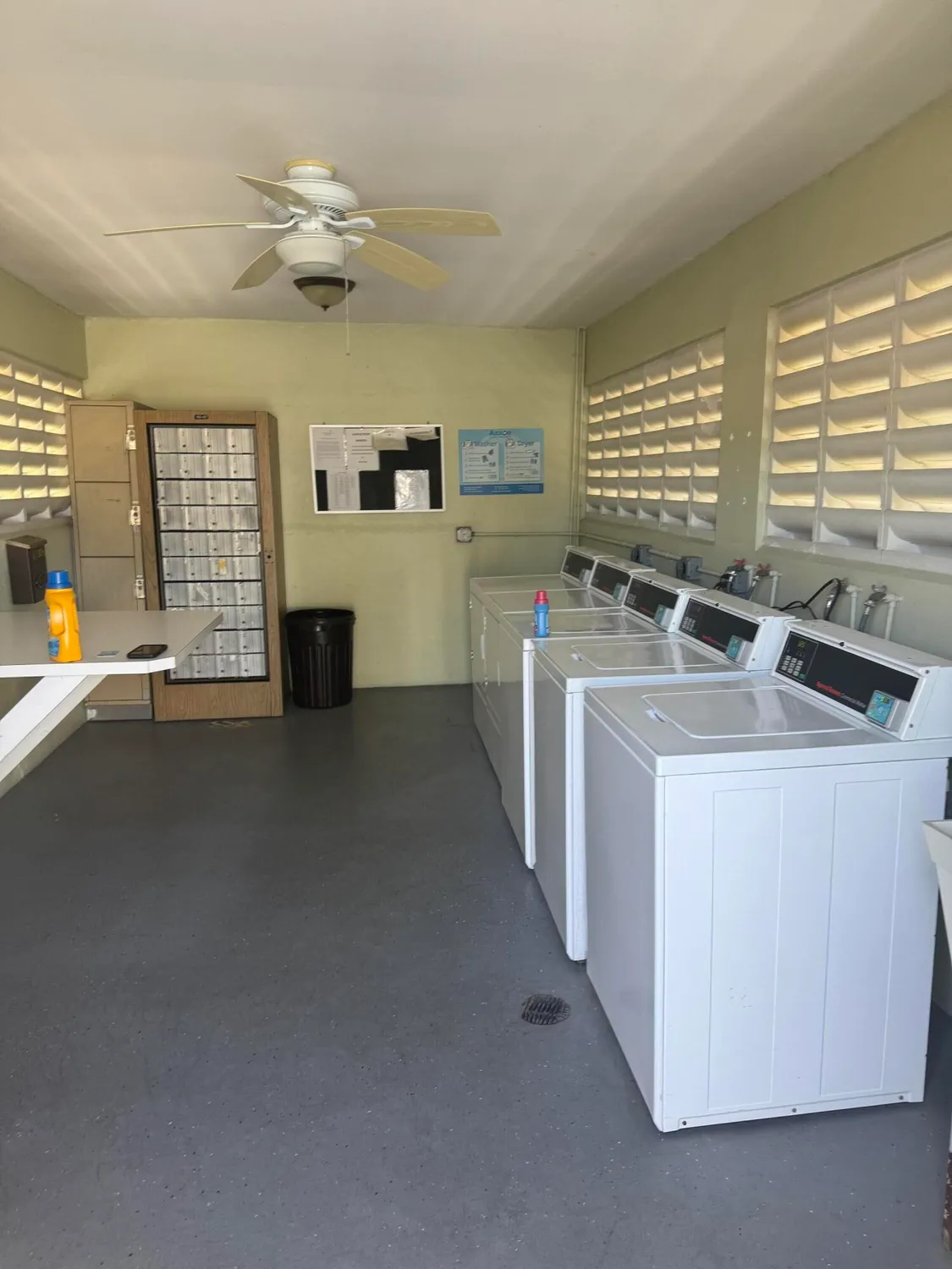 Property Slideshow image 21 of 32 | 2804 crosley dr e apt e apt e, West Palm Beach, FL, 33415