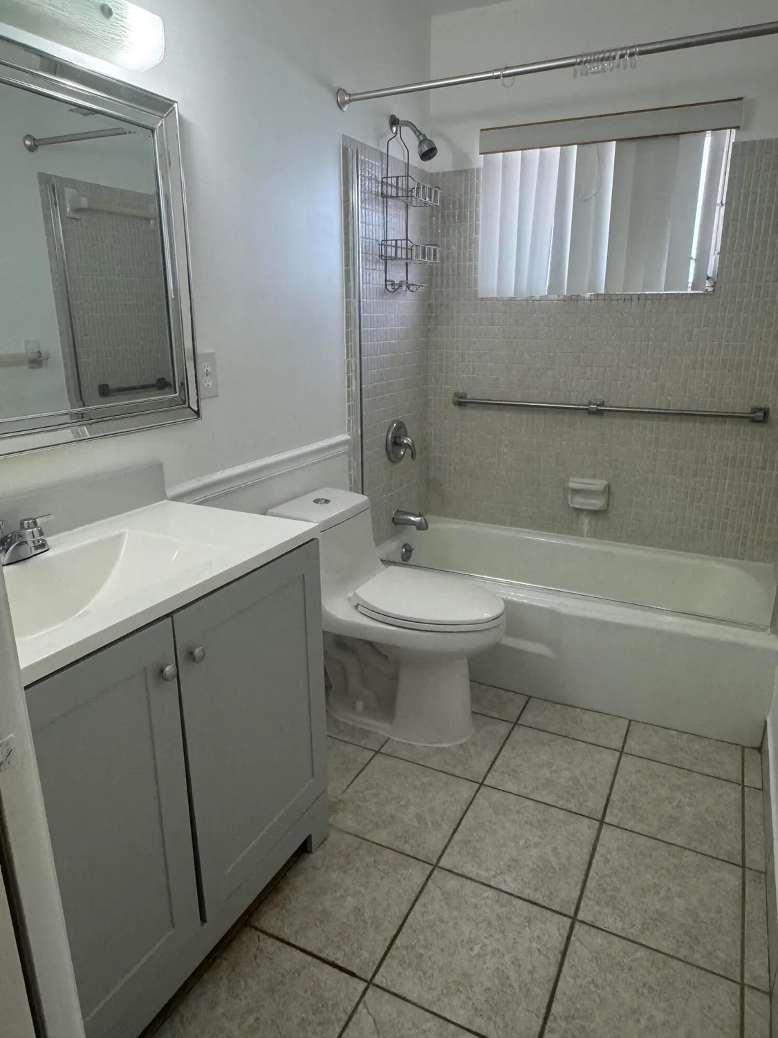 Property Slideshow image 8 of 32 | 2804 crosley dr e apt e apt e, West Palm Beach, FL, 33415