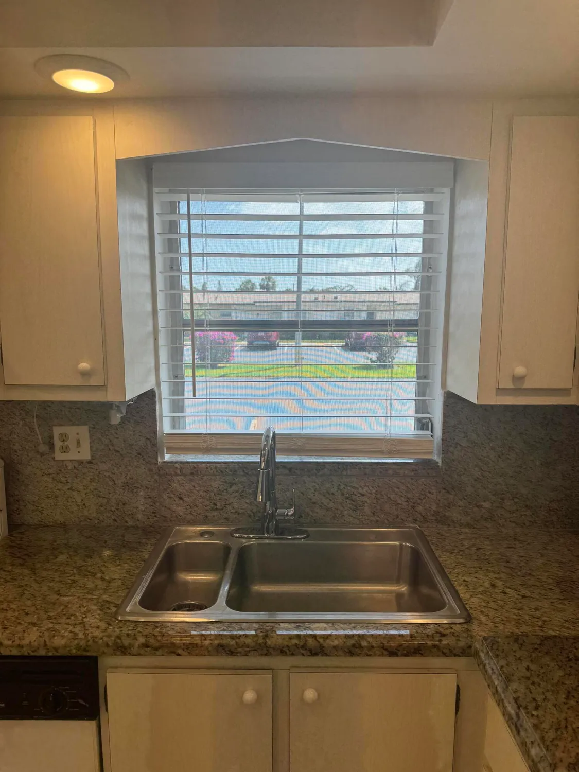 Property Slideshow image 5 of 32 | 2804 crosley dr e apt e apt e, West Palm Beach, FL, 33415