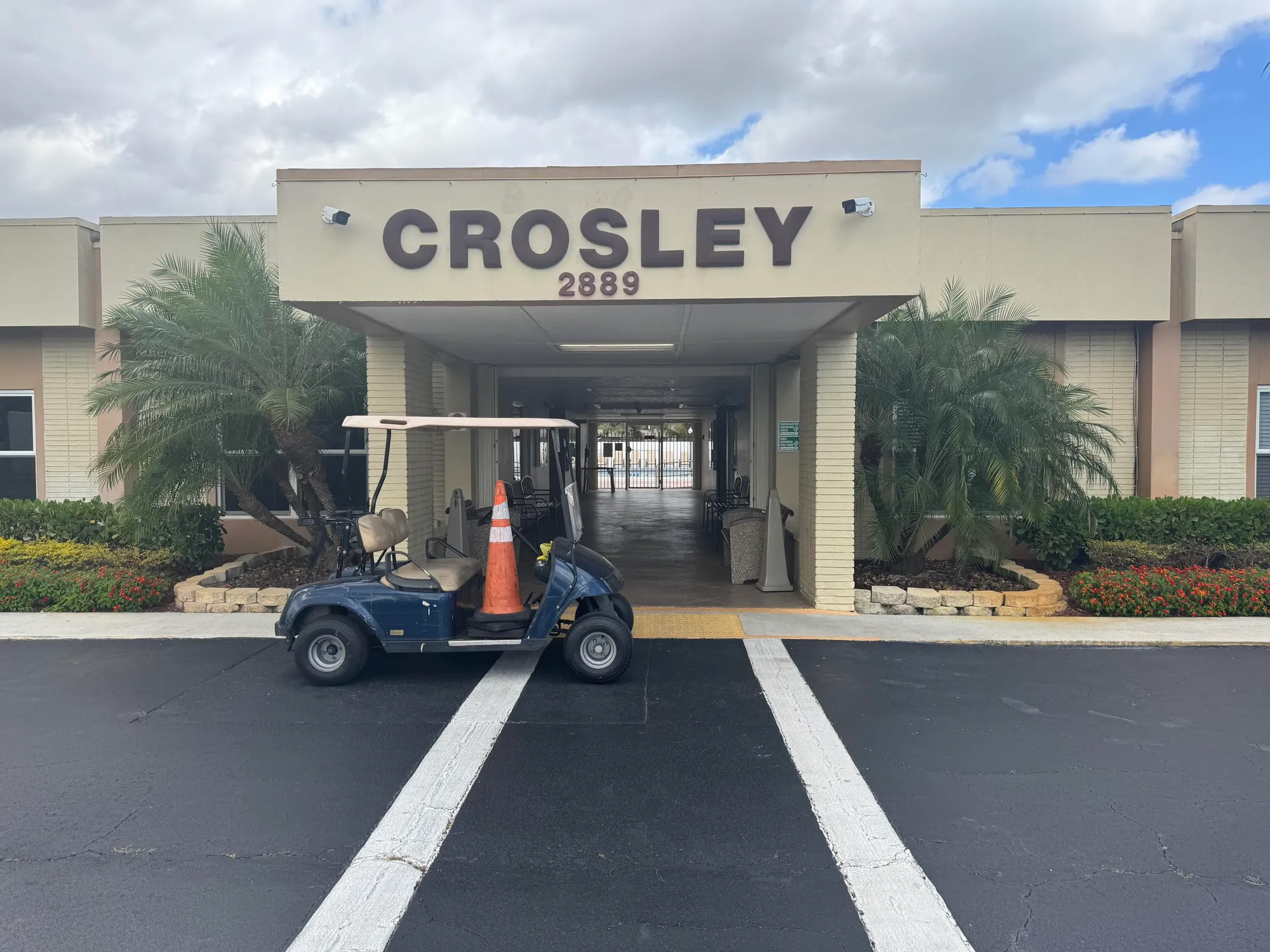 Property Slideshow image 23 of 32 | 2804 crosley dr e apt e apt e, West Palm Beach, FL, 33415