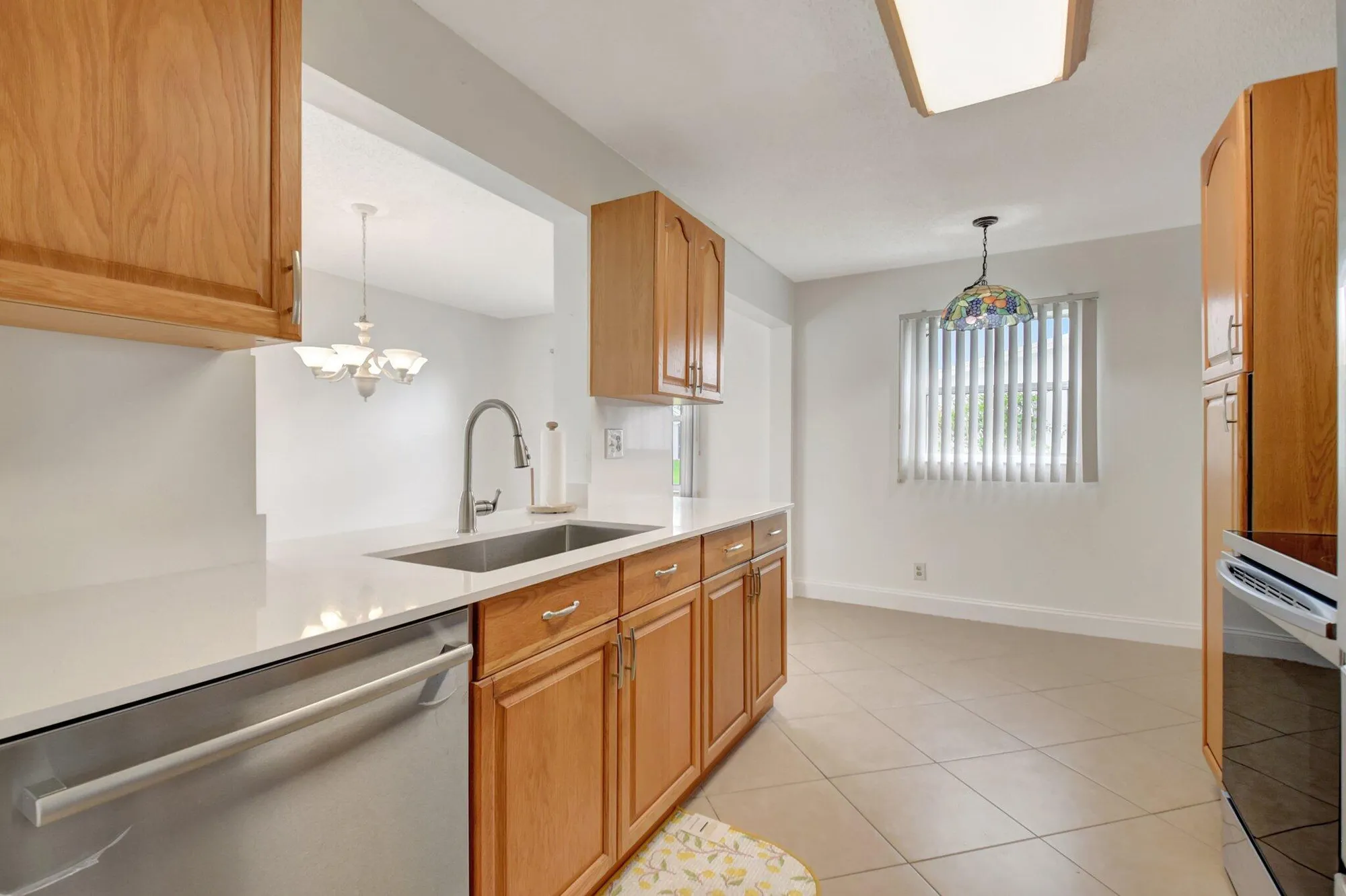 Property Slideshow image 10 of 48 | 1902 sw 22nd ave, Boynton Beach, FL, 33426