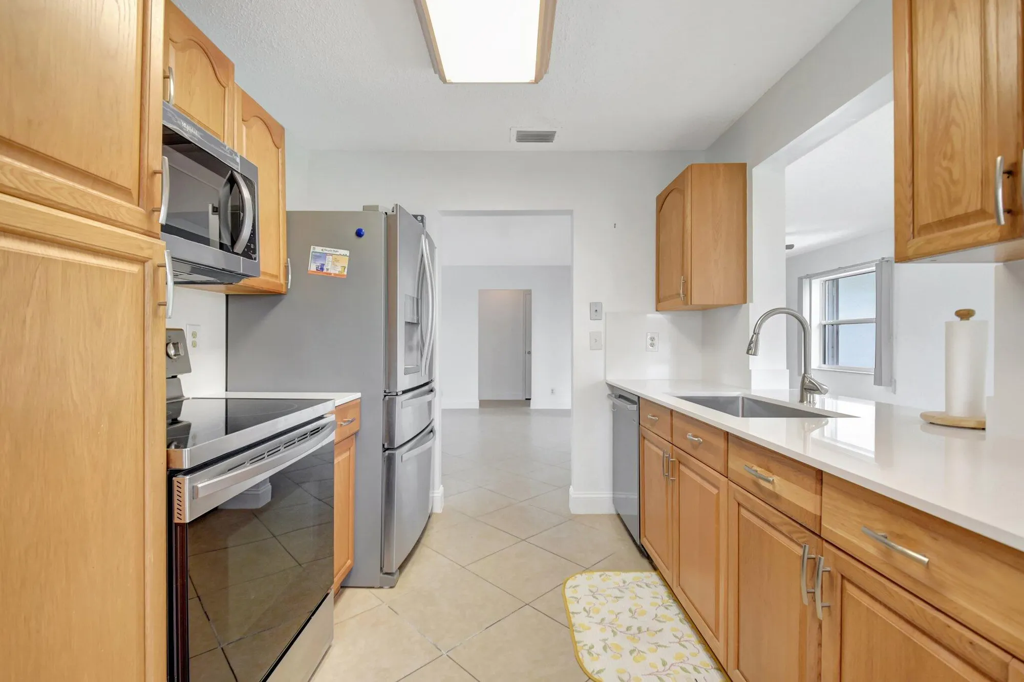 Property Slideshow image 12 of 48 | 1902 sw 22nd ave, Boynton Beach, FL, 33426