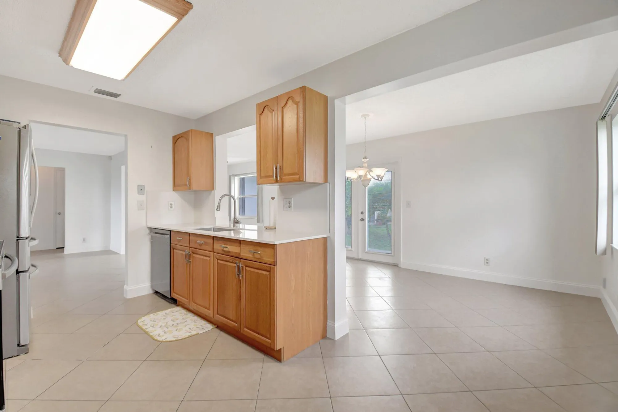 Property Slideshow image 14 of 48 | 1902 sw 22nd ave, Boynton Beach, FL, 33426