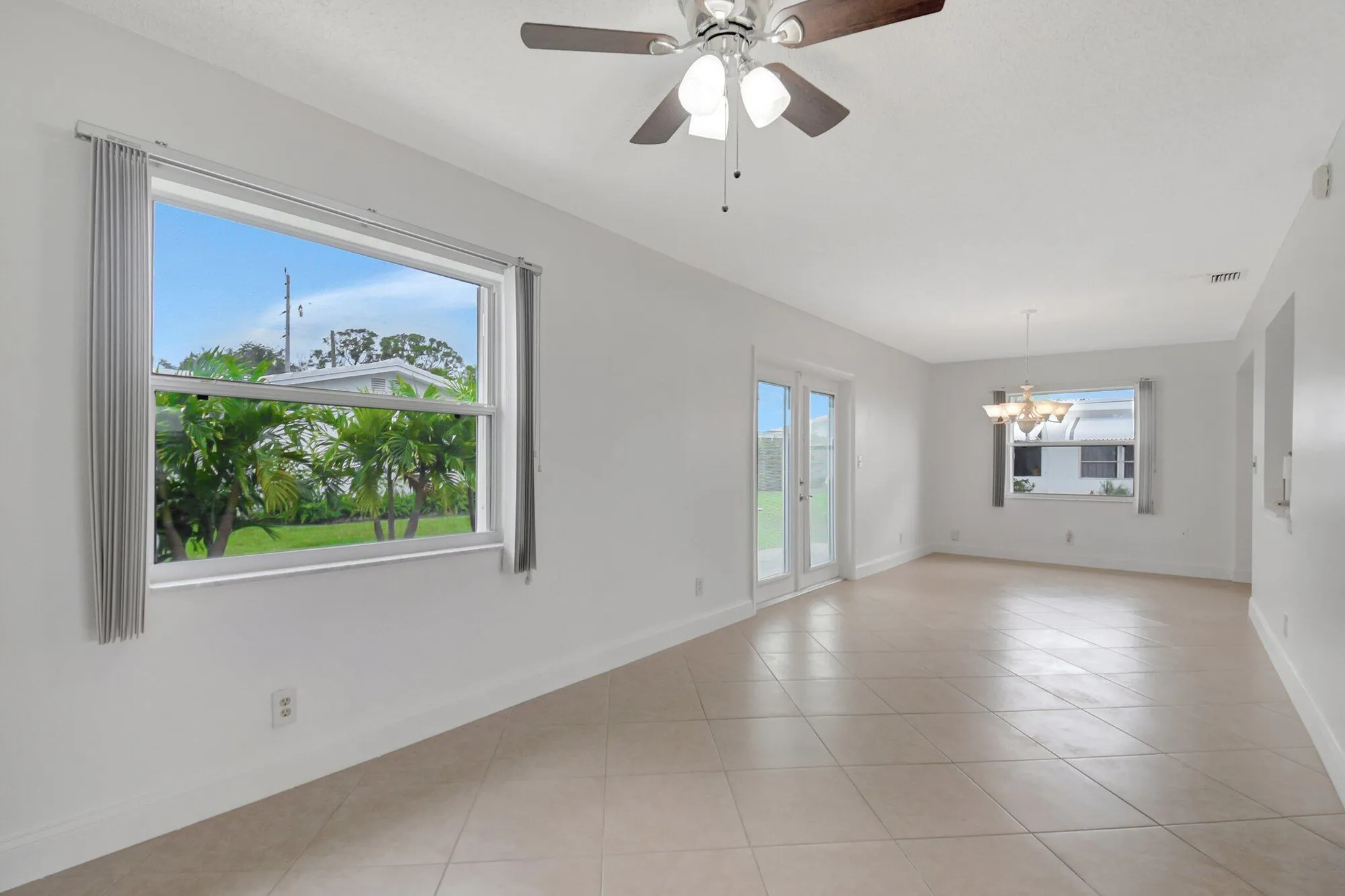 Property Slideshow image 17 of 48 | 1902 sw 22nd ave, Boynton Beach, FL, 33426