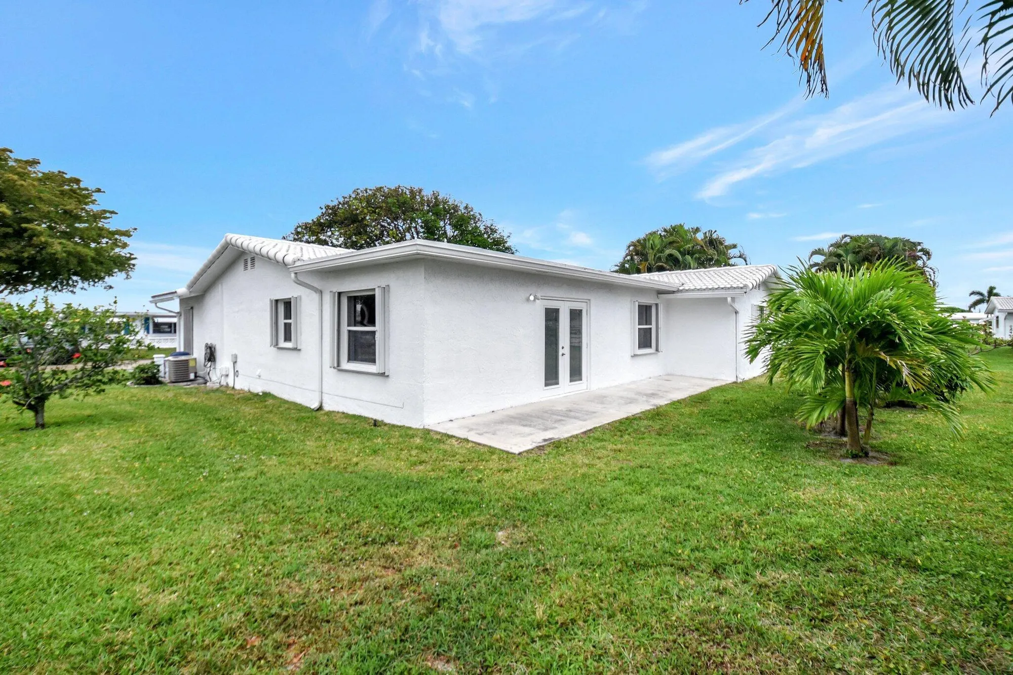 Property Slideshow image 35 of 48 | 1902 sw 22nd ave, Boynton Beach, FL, 33426