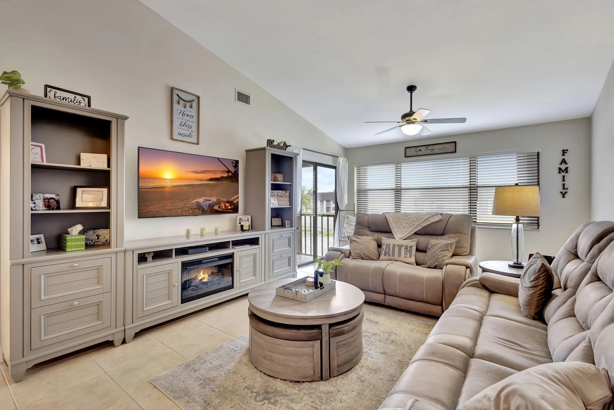 Property Slideshow image 15 of 33 | 4693 lucerne lakes blvd 203, Lake Worth, FL, 33467