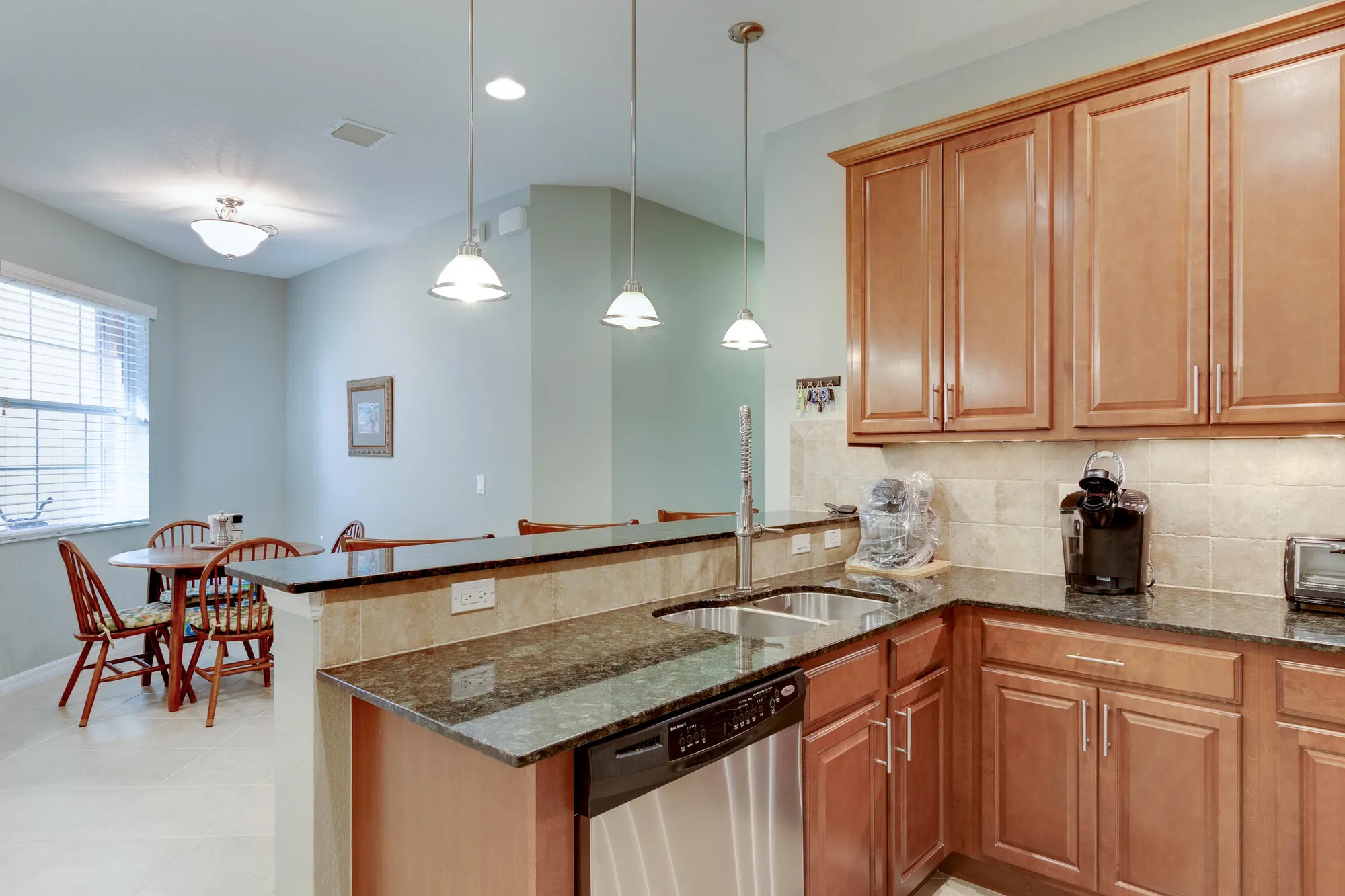 Property Slideshow image 6 of 35 | 6375 oxford cir # 104d, Vero Beach, FL, 32966
