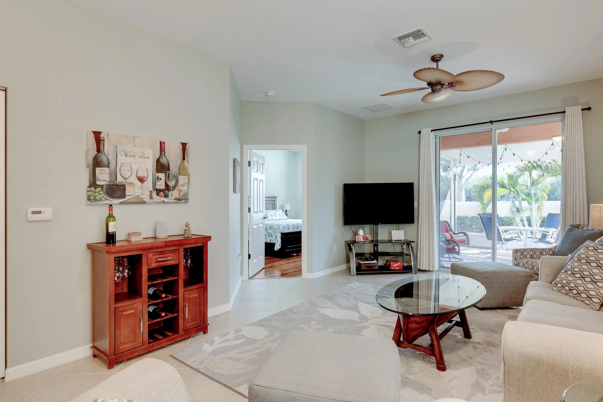Property Slideshow image 11 of 35 | 6375 oxford cir # 104d, Vero Beach, FL, 32966