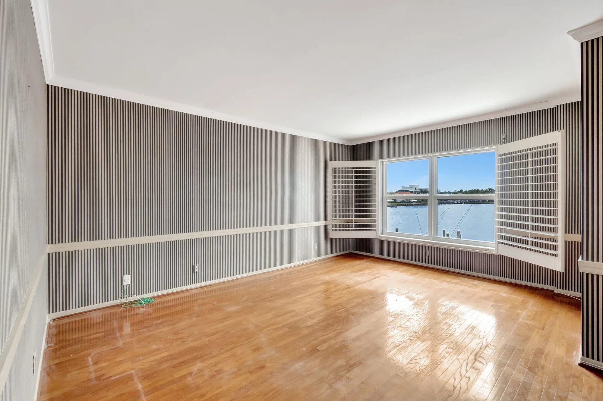 Property Slideshow image 6 of 56 | 220 macfarlane dr s203, Delray Beach, FL, 33483