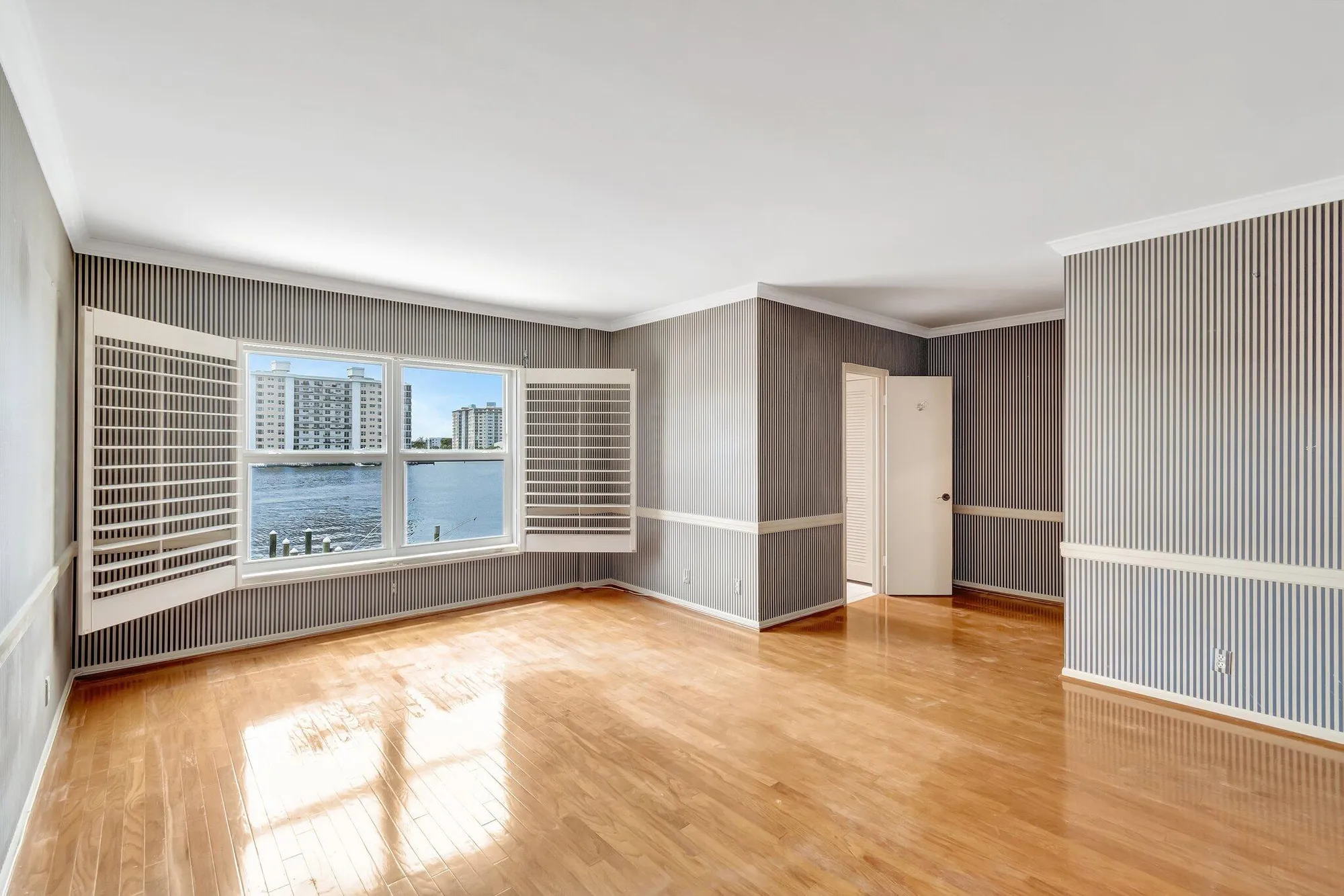 Property Slideshow image 5 of 56 | 220 macfarlane dr s203, Delray Beach, FL, 33483