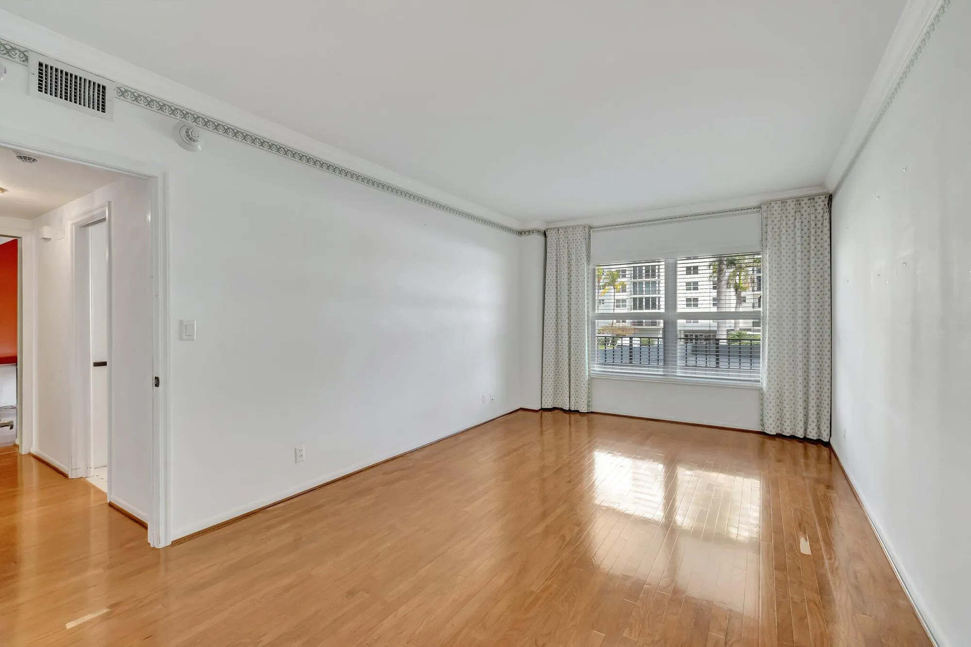 Property Slideshow image 18 of 56 | 220 macfarlane dr s203, Delray Beach, FL, 33483