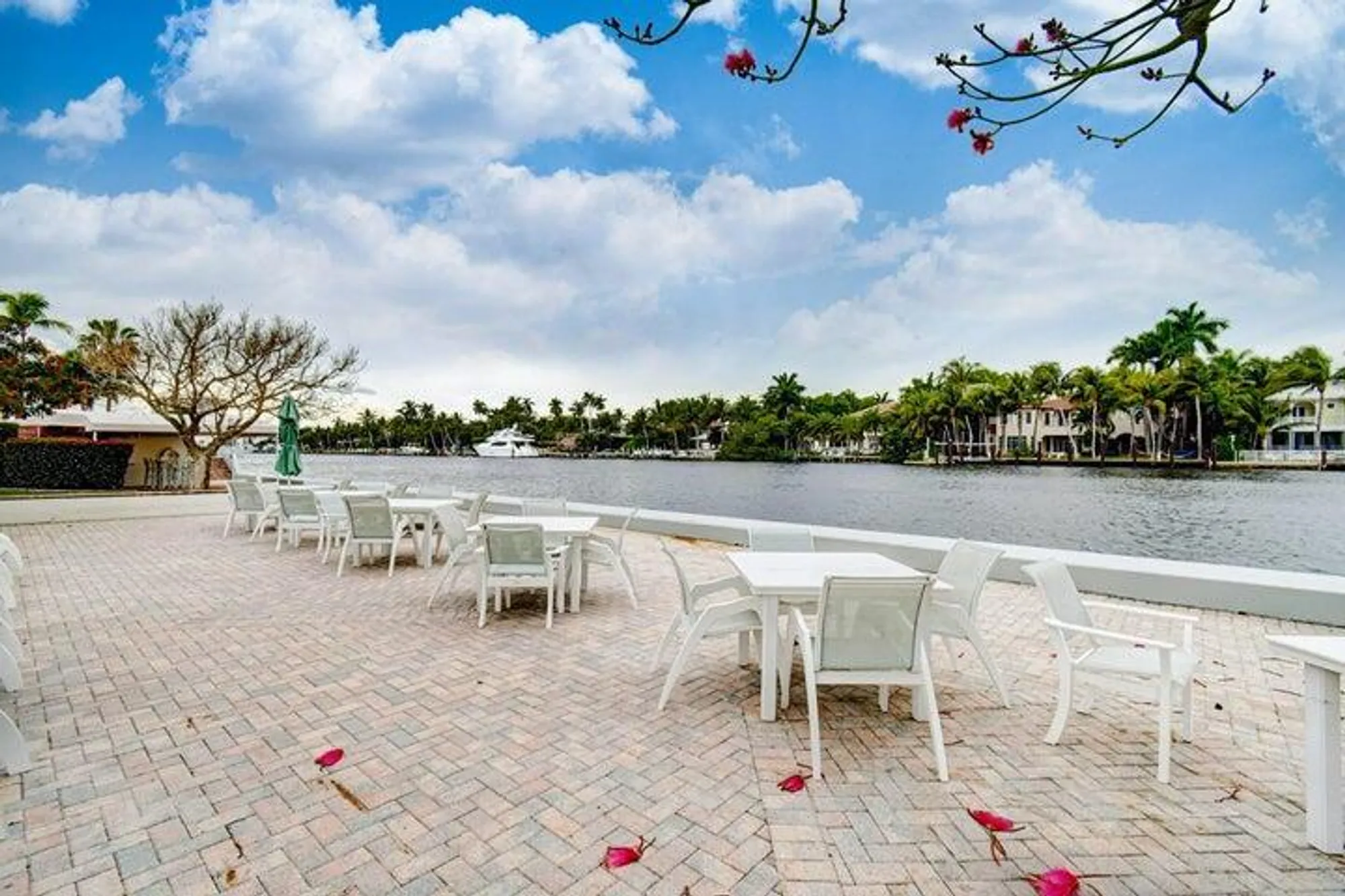 Property Slideshow image 33 of 56 | 220 macfarlane dr s203, Delray Beach, FL, 33483