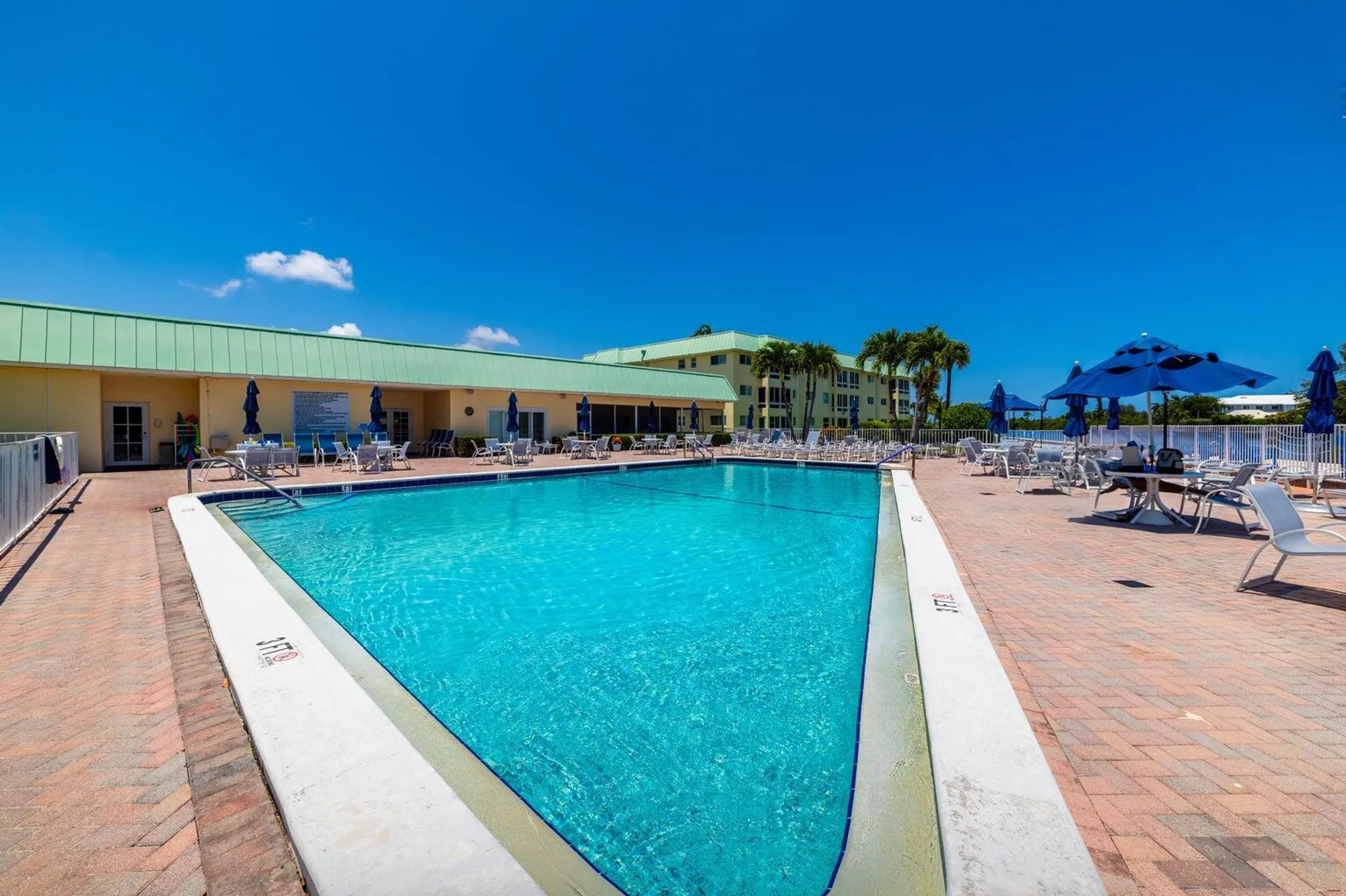 Property Slideshow image 13 of 21 | 30 colonial club dr apt 202, Boynton Beach, FL, 33435