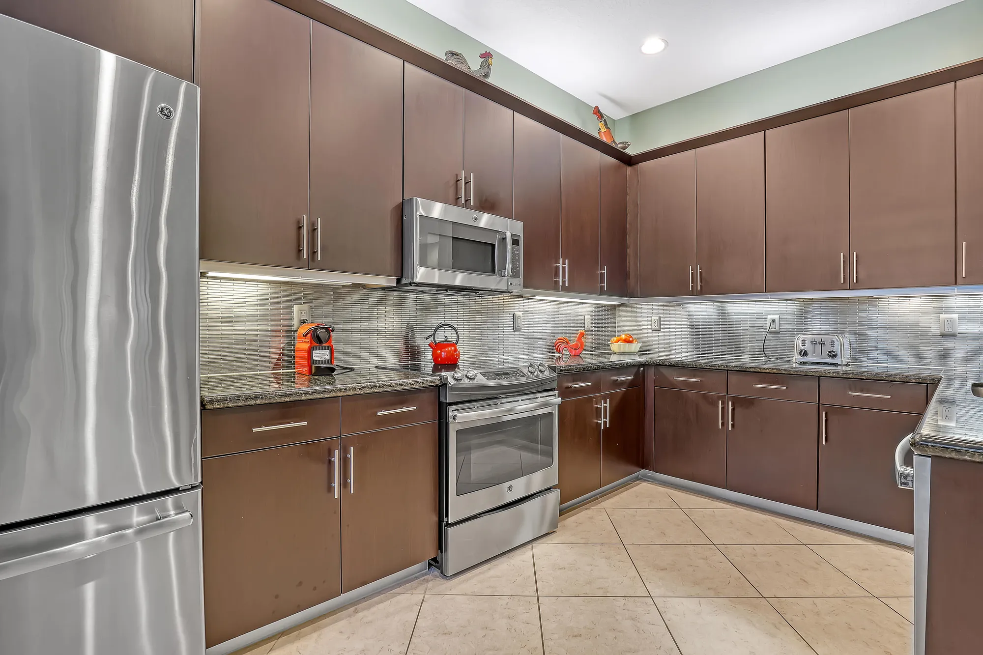 Property Slideshow image 15 of 40 | 9068 clearhill rd, Boynton Beach, FL, 33473