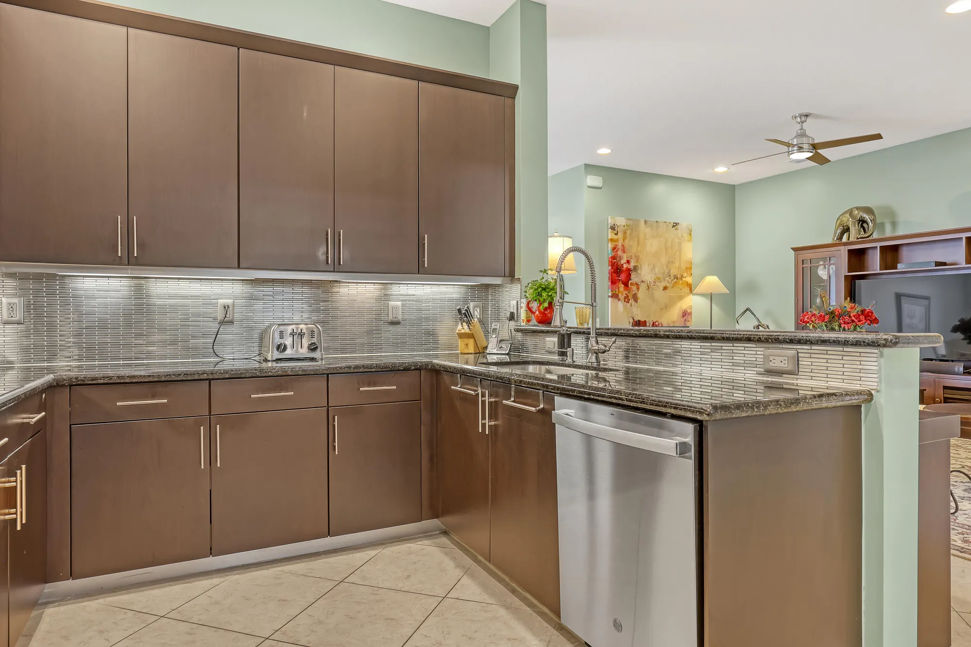 Property Slideshow image 16 of 40 | 9068 clearhill rd, Boynton Beach, FL, 33473