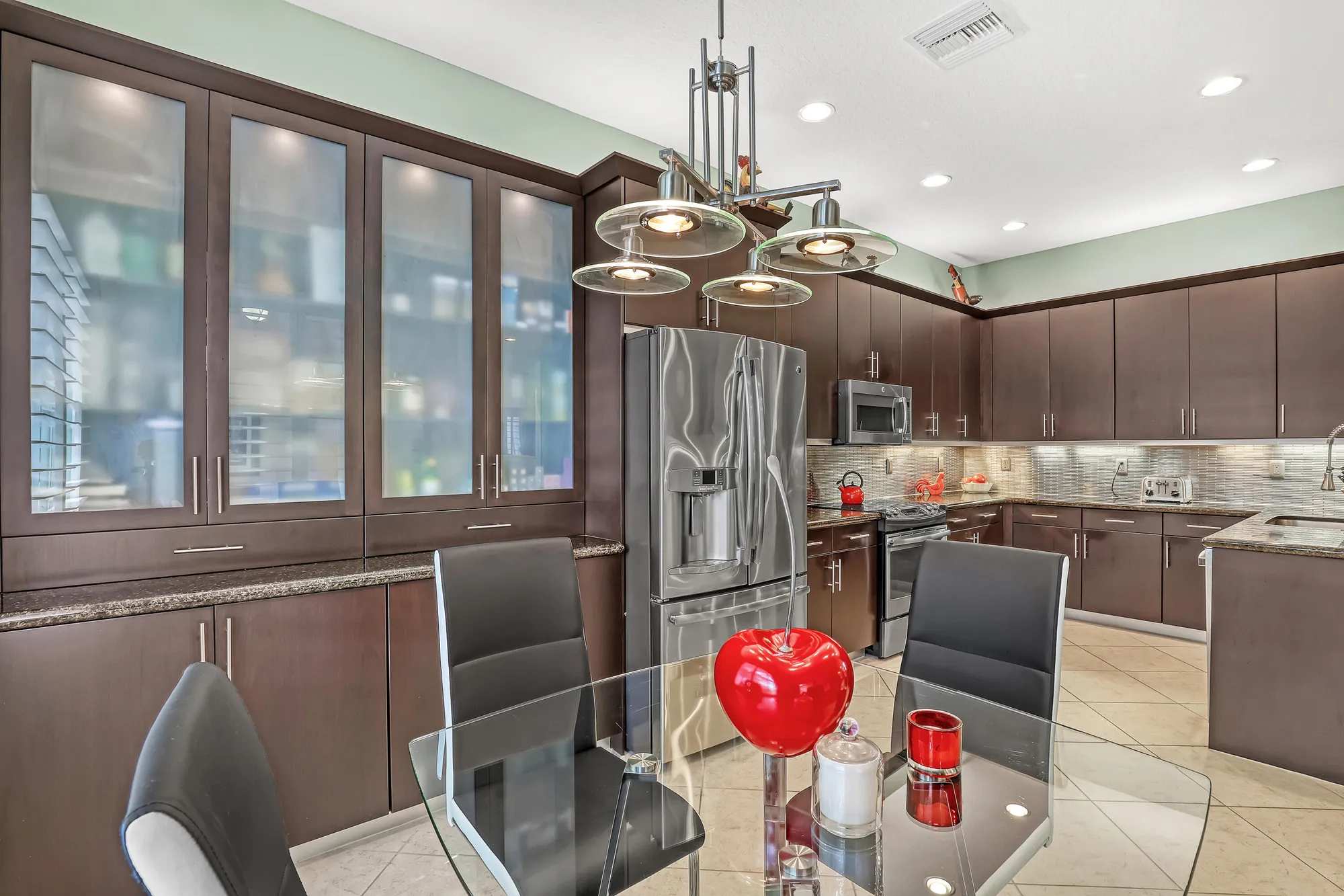 Property Slideshow image 20 of 40 | 9068 clearhill rd, Boynton Beach, FL, 33473