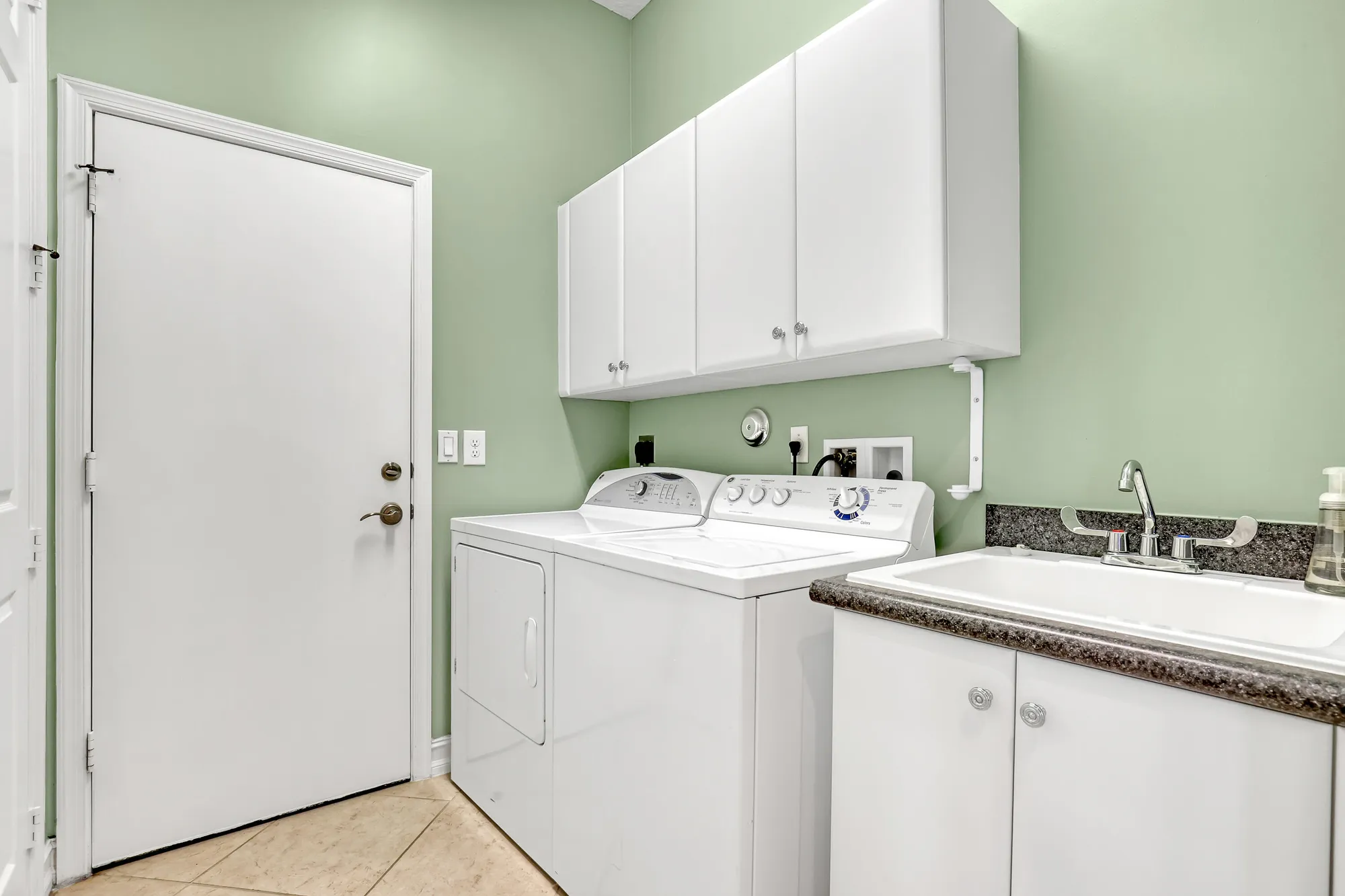 Property Slideshow image 21 of 40 | 9068 clearhill rd, Boynton Beach, FL, 33473