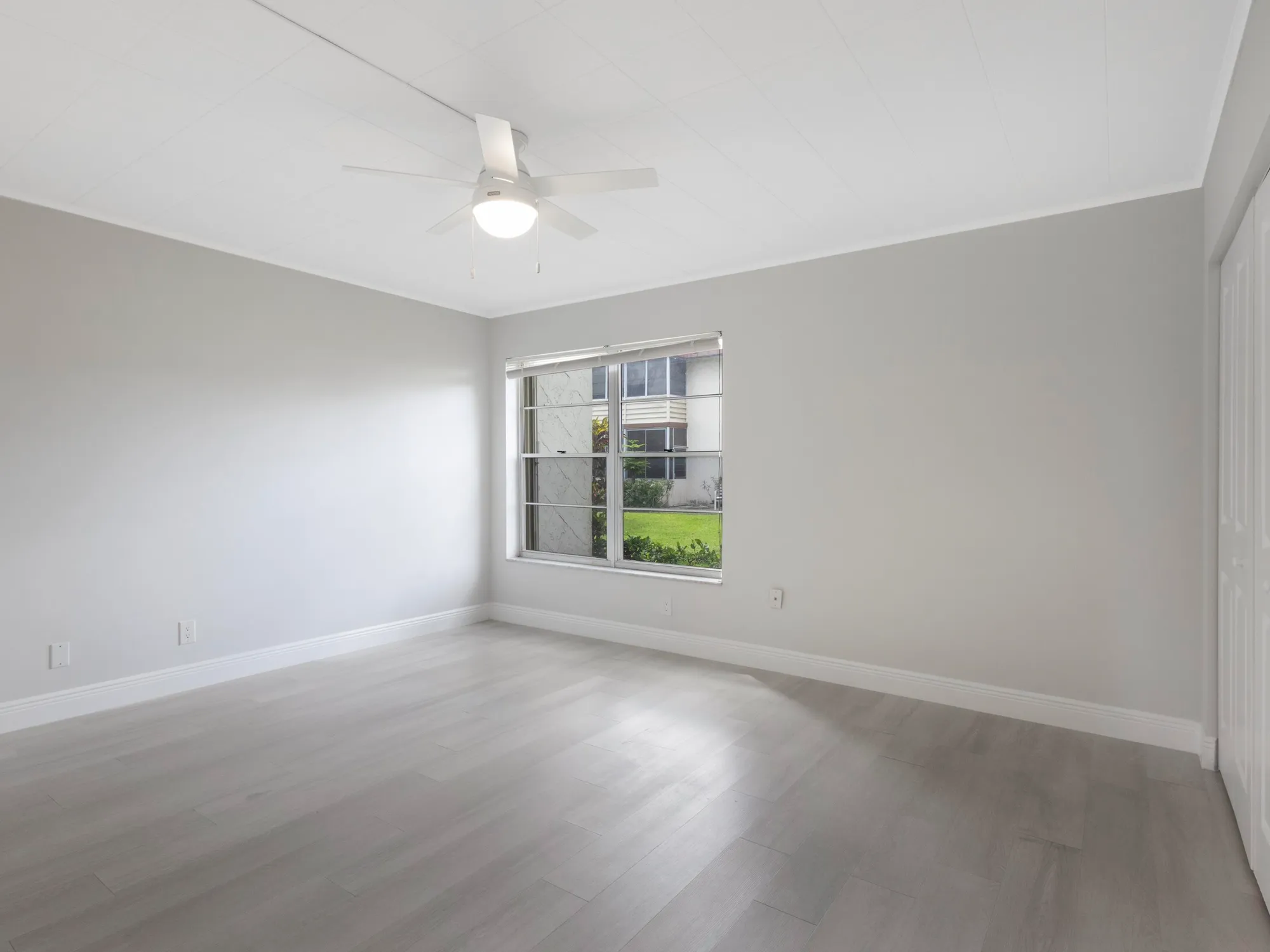 Property Slideshow image 12 of 32 | 12003 poinciana blvd 103, Royal Palm Beach, FL, 33411