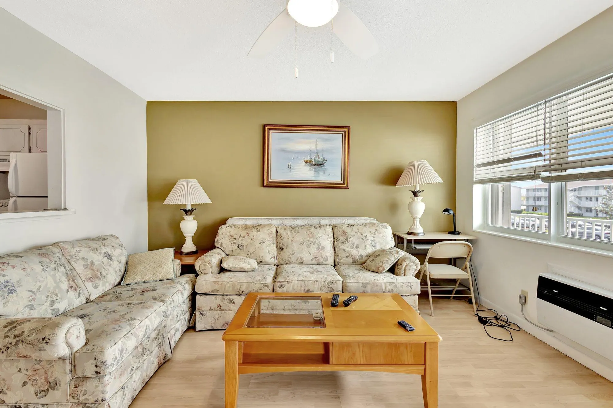 Property Slideshow image 8 of 22 | 320 horizons 210, Boynton Beach, FL, 33435