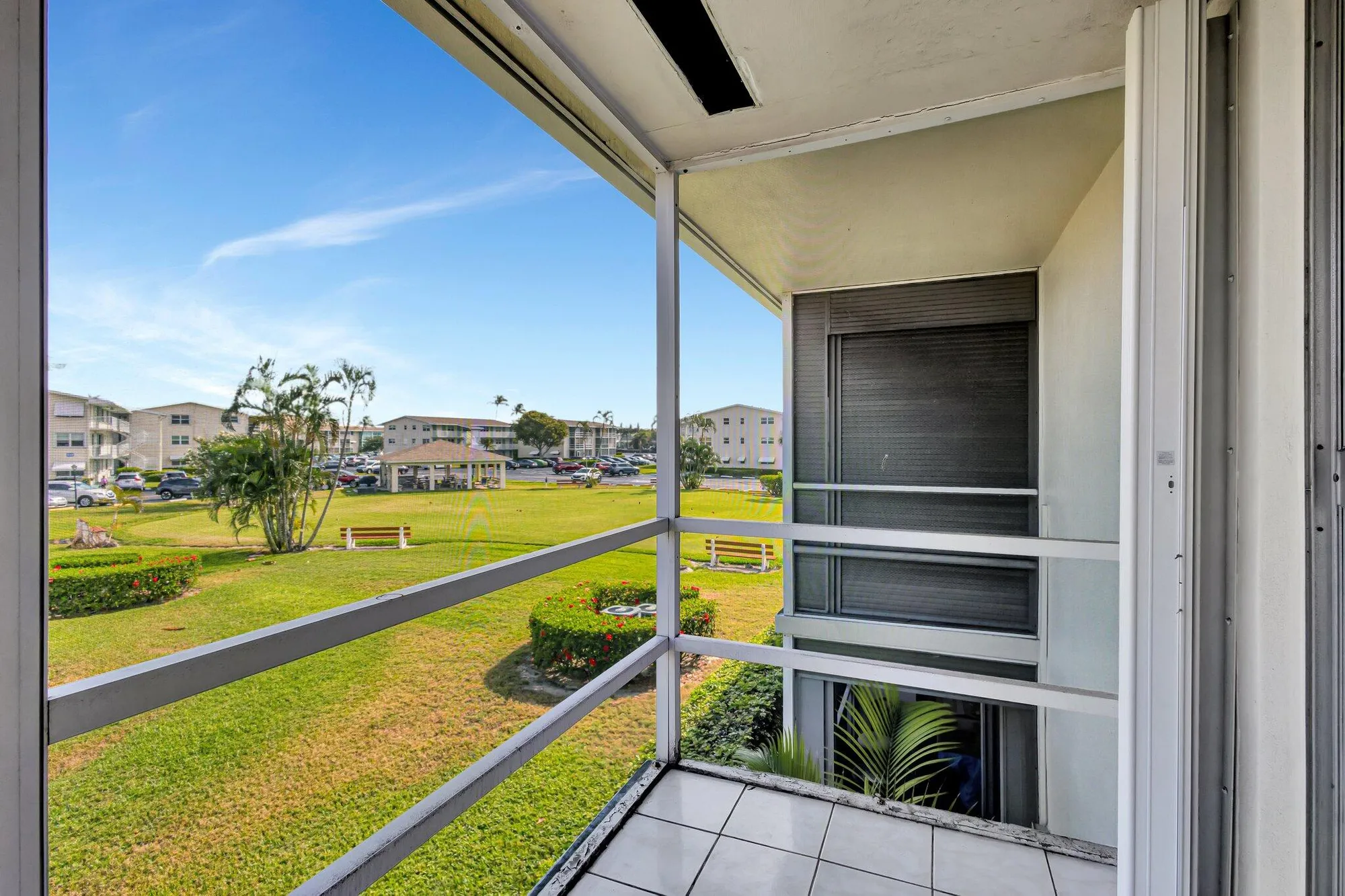 Property Slideshow image 16 of 22 | 320 horizons 210, Boynton Beach, FL, 33435