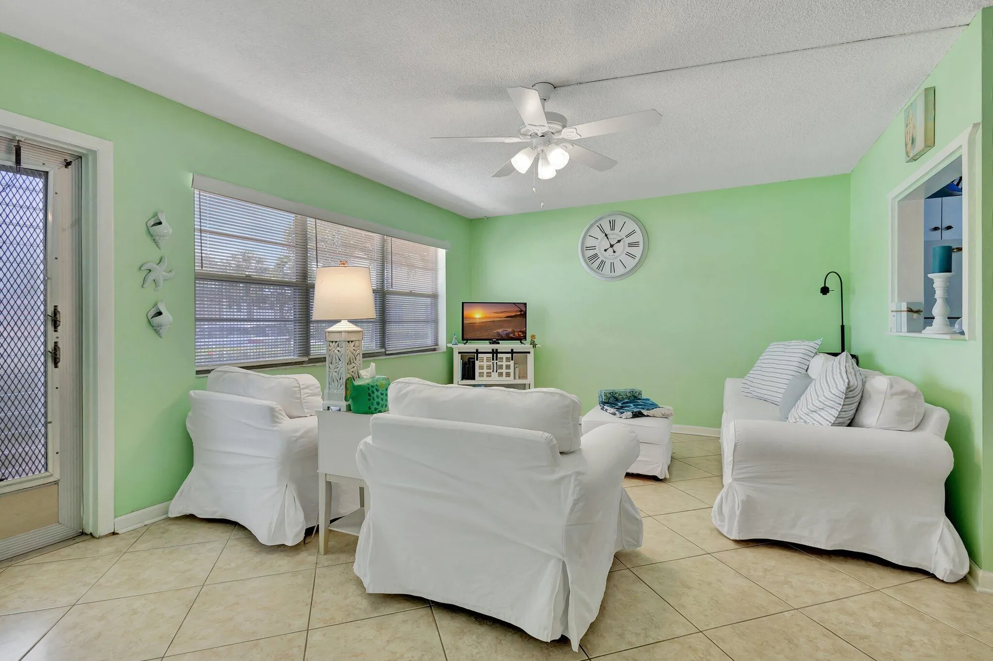 Property Slideshow image 3 of 84 | 107 sheffield e unit e, West Palm Beach, FL, 33417
