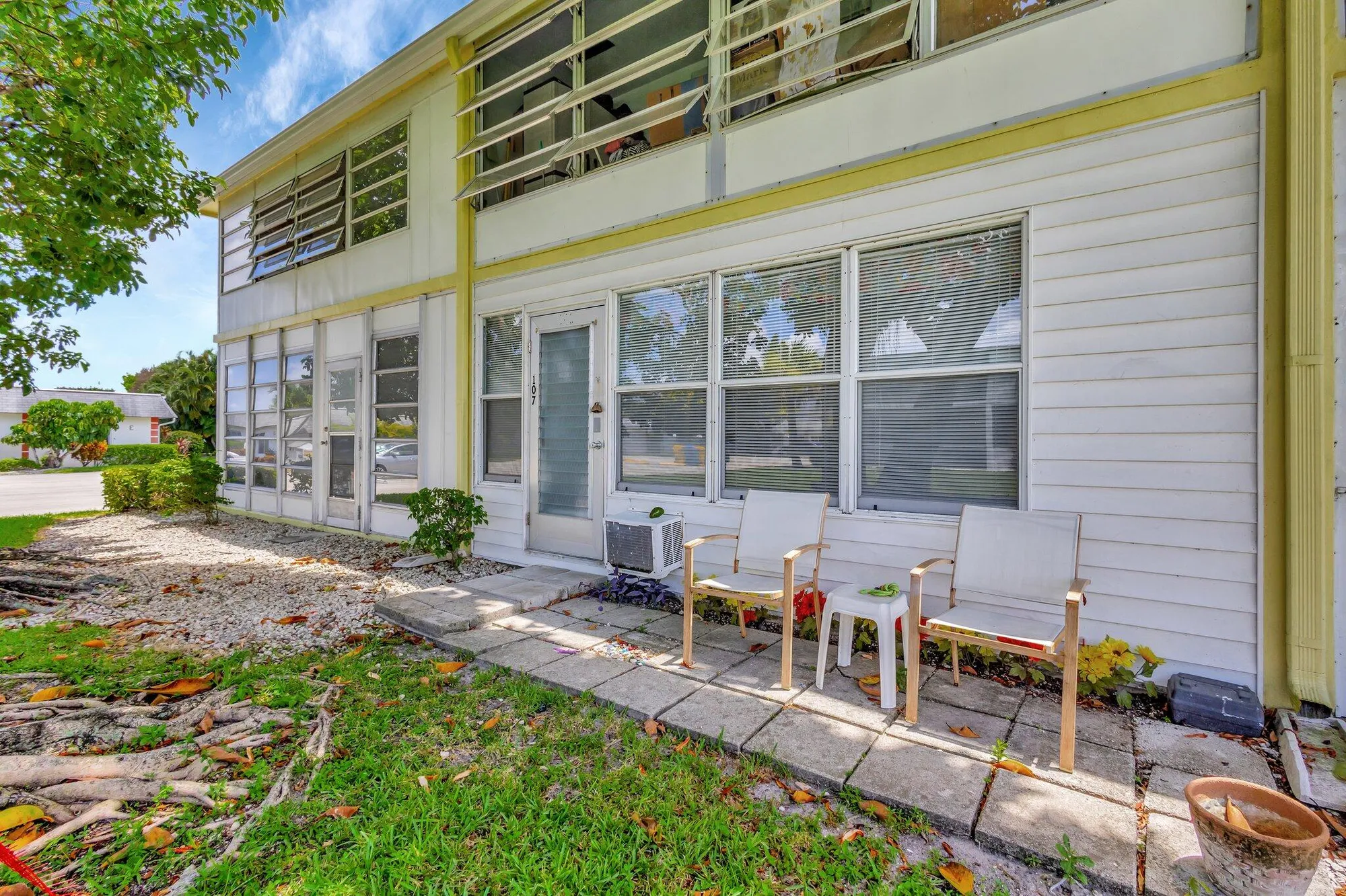 Property Slideshow image 22 of 84 | 107 sheffield e unit e, West Palm Beach, FL, 33417