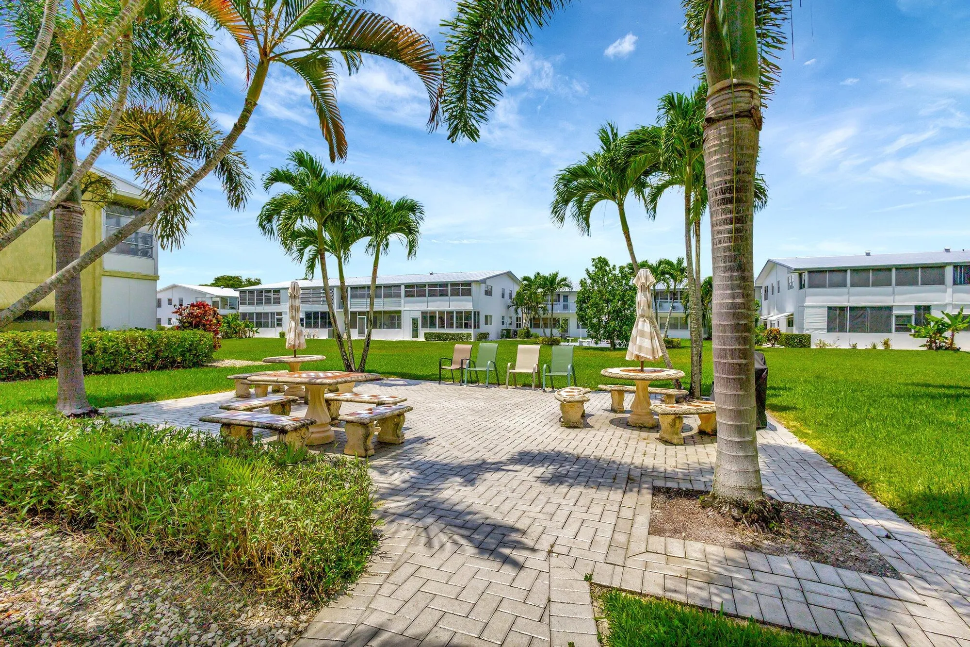 Property Slideshow image 27 of 84 | 107 sheffield e unit e, West Palm Beach, FL, 33417