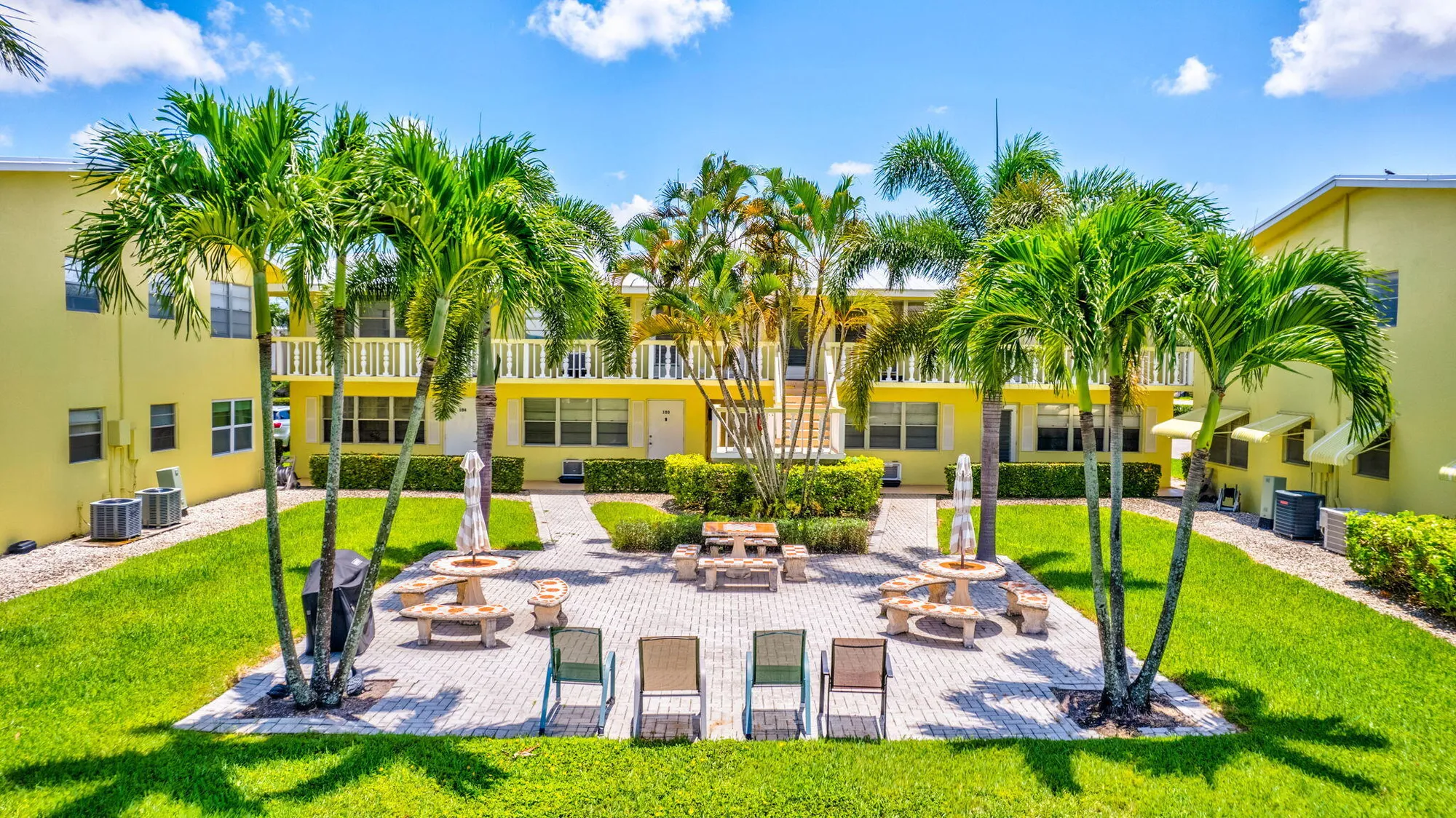Property Slideshow image 29 of 84 | 107 sheffield e unit e, West Palm Beach, FL, 33417