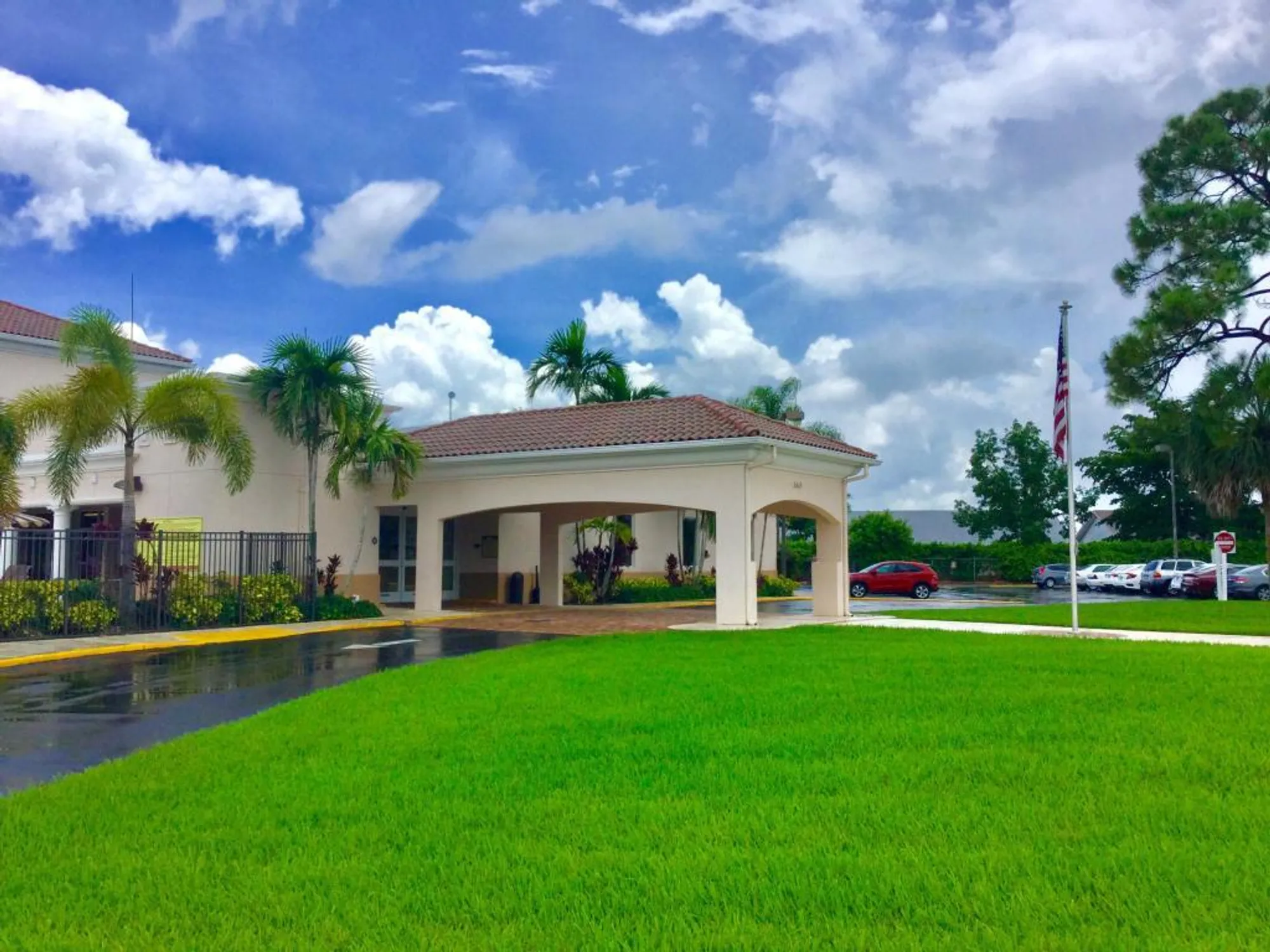 Property Slideshow image 76 of 84 | 107 sheffield e unit e, West Palm Beach, FL, 33417