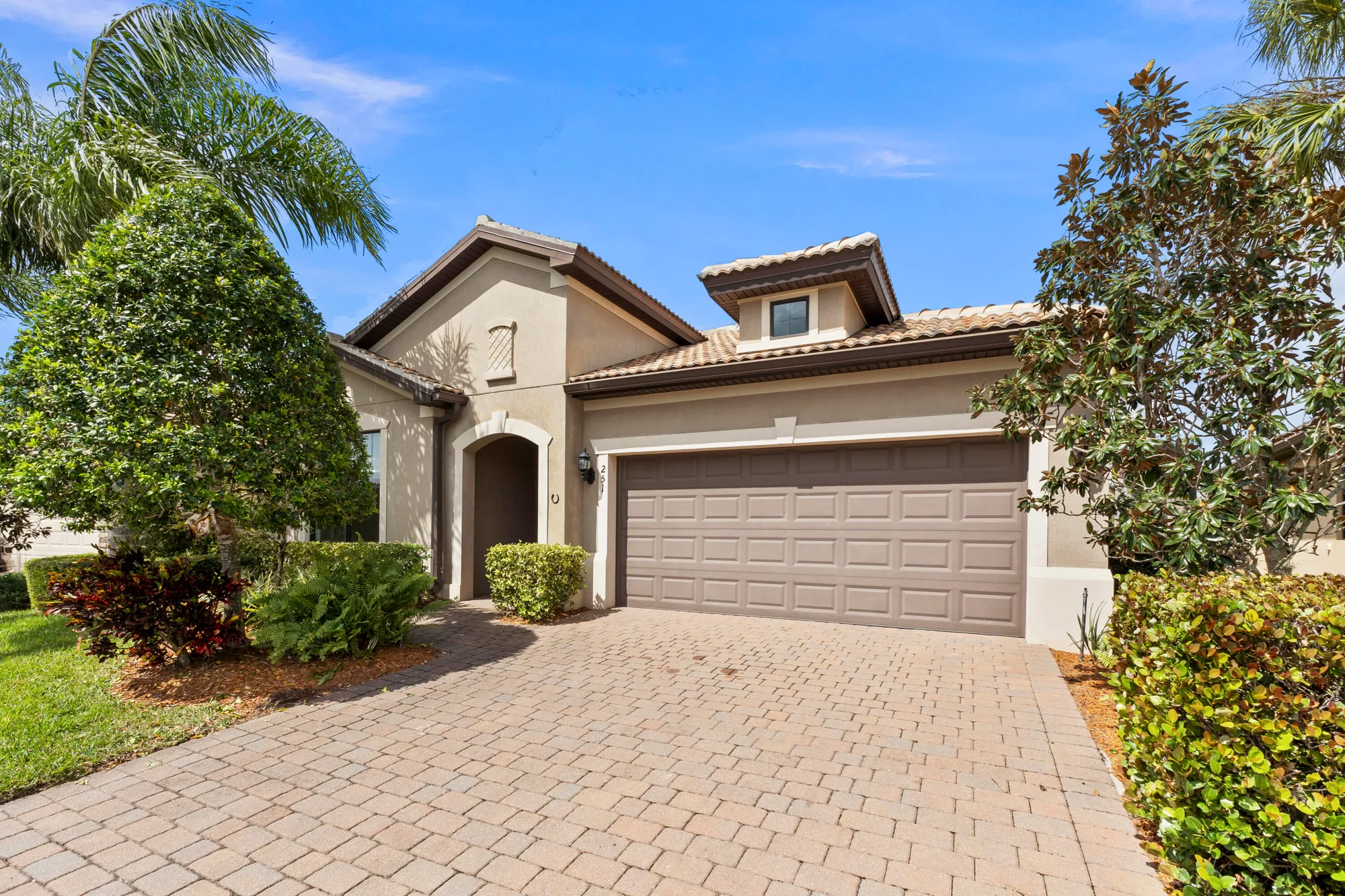 Property Slideshow image 47 of 75 | 251 se courances dr, Port Saint Lucie, FL, 34984