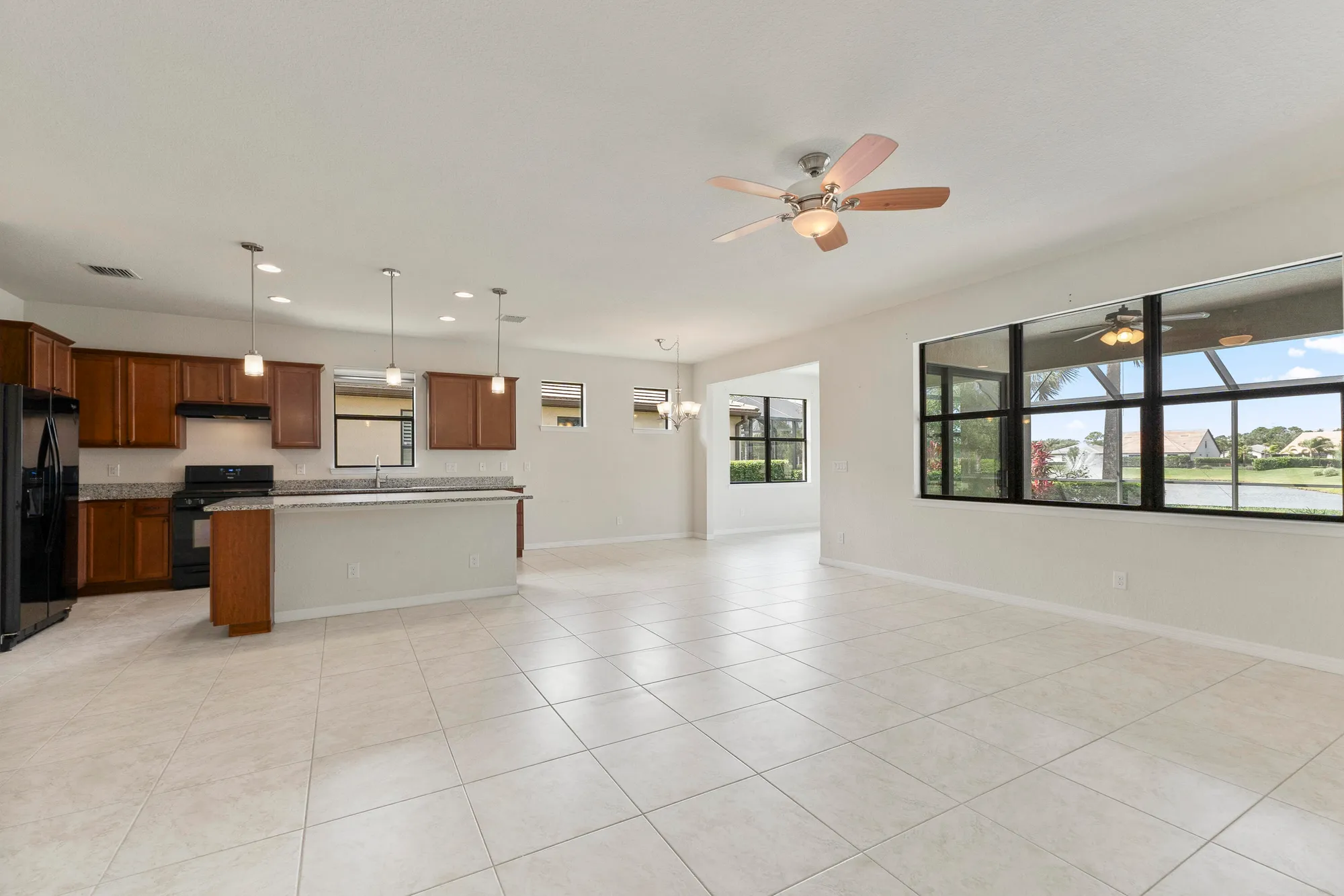 Property Slideshow image 15 of 75 | 251 se courances dr, Port Saint Lucie, FL, 34984