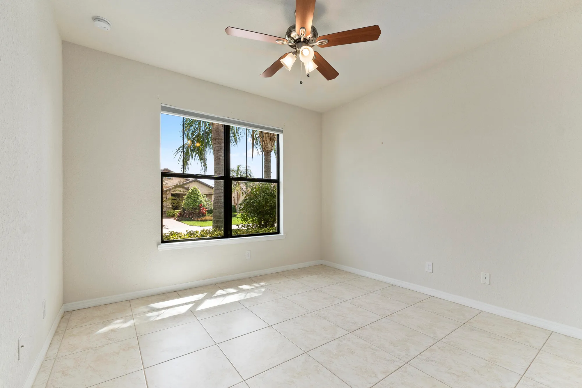 Property Slideshow image 29 of 75 | 251 se courances dr, Port Saint Lucie, FL, 34984