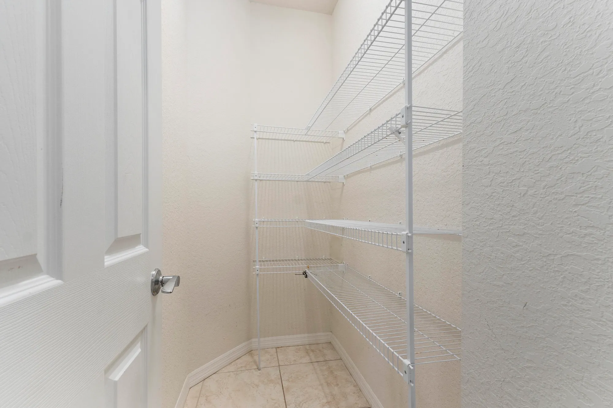 Property Slideshow image 32 of 75 | 251 se courances dr, Port Saint Lucie, FL, 34984