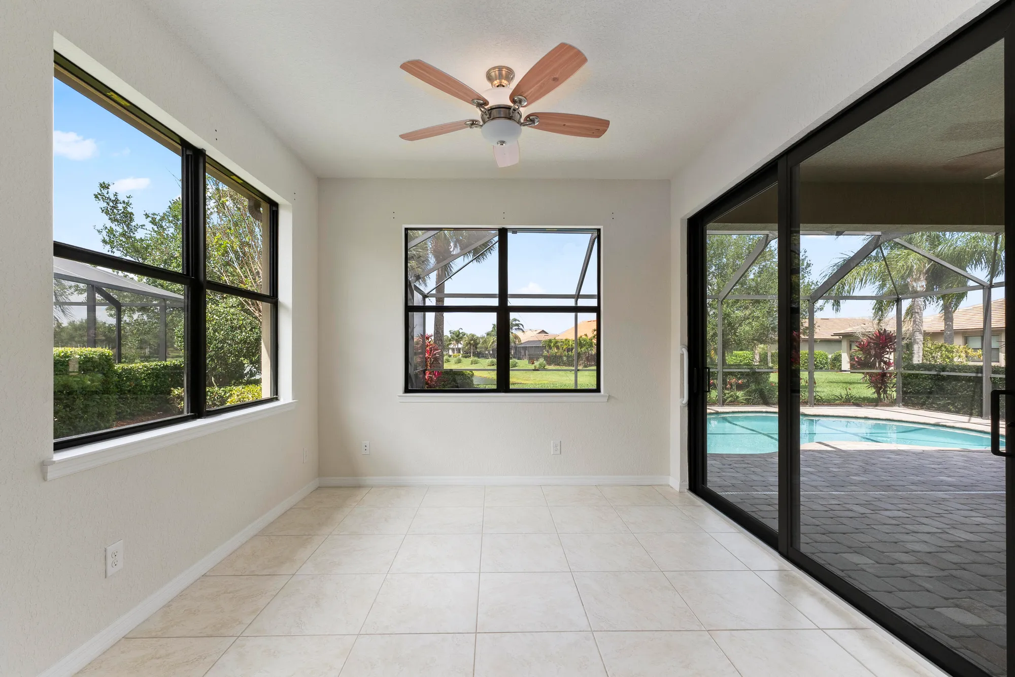 Property Slideshow image 19 of 75 | 251 se courances dr, Port Saint Lucie, FL, 34984