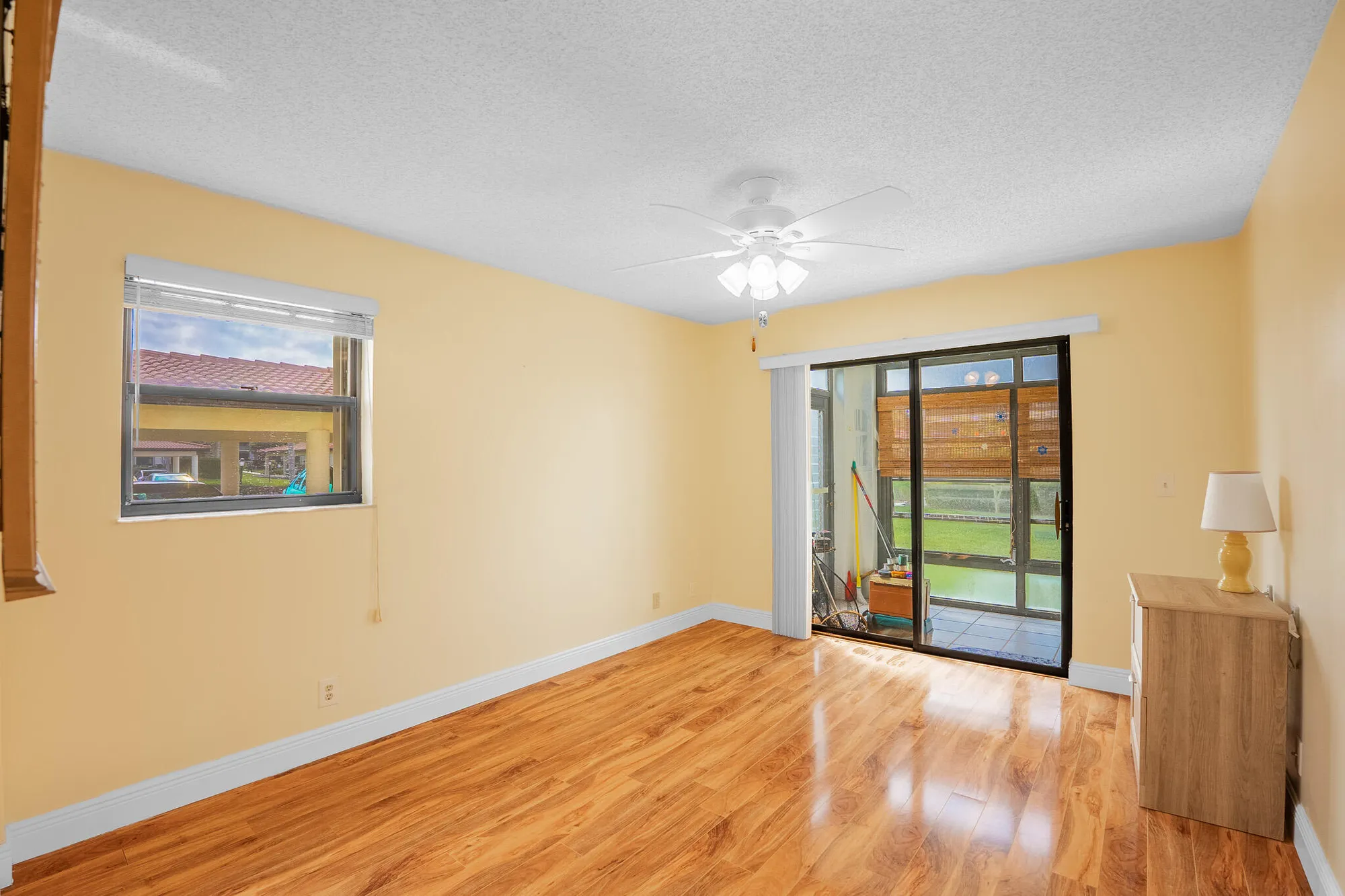 Property Slideshow image 15 of 31 | 331 sw south river dr 107, Stuart, FL, 34997