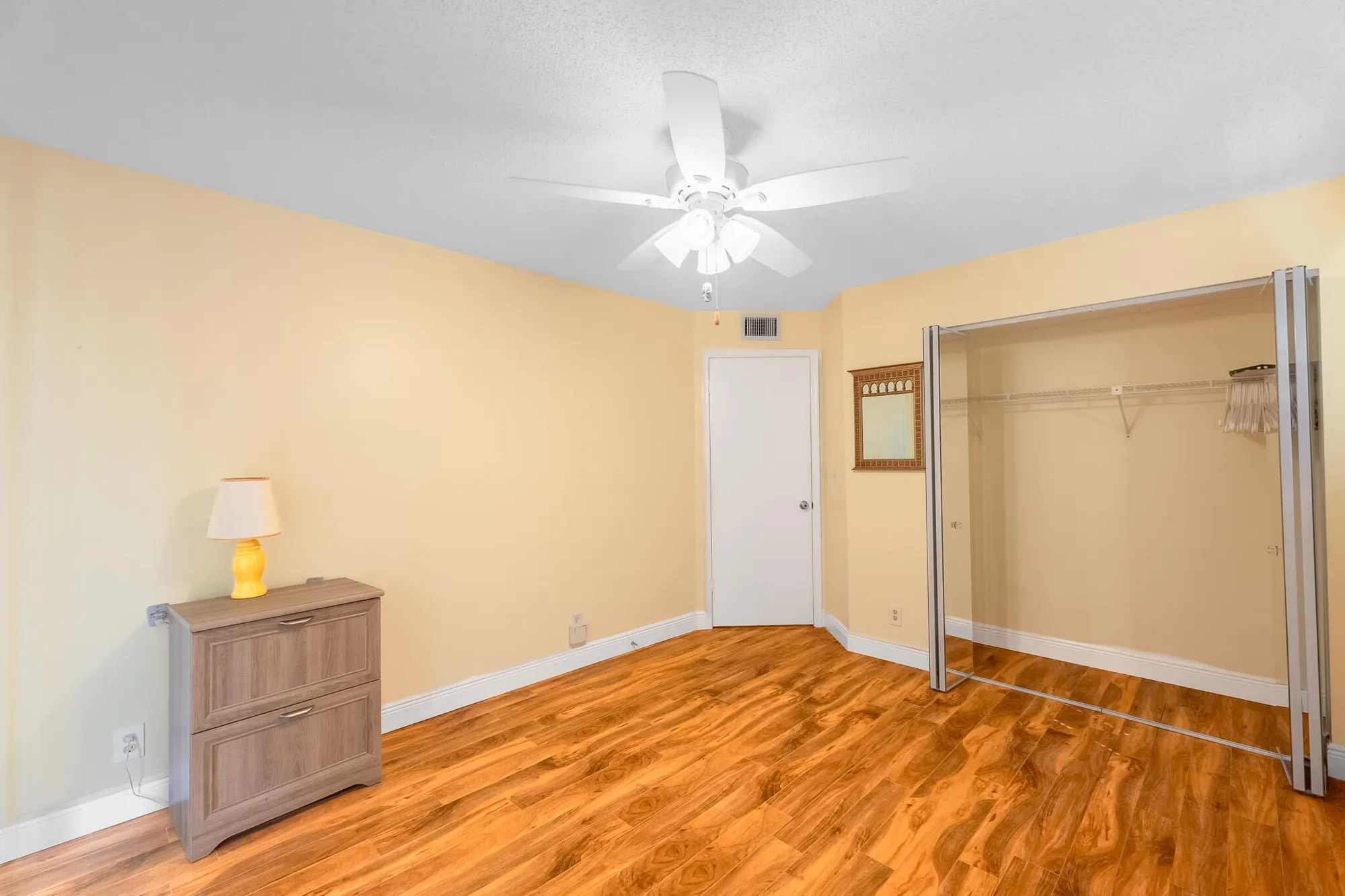 Property Slideshow image 16 of 31 | 331 sw south river dr 107, Stuart, FL, 34997