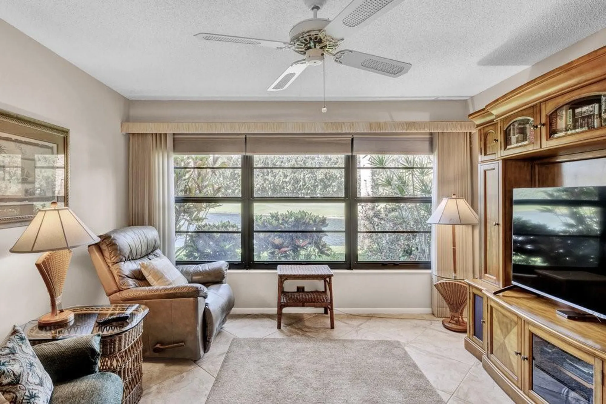 Property Slideshow image 4 of 35 | 9 plantation dr 104, Vero Beach, FL, 32966