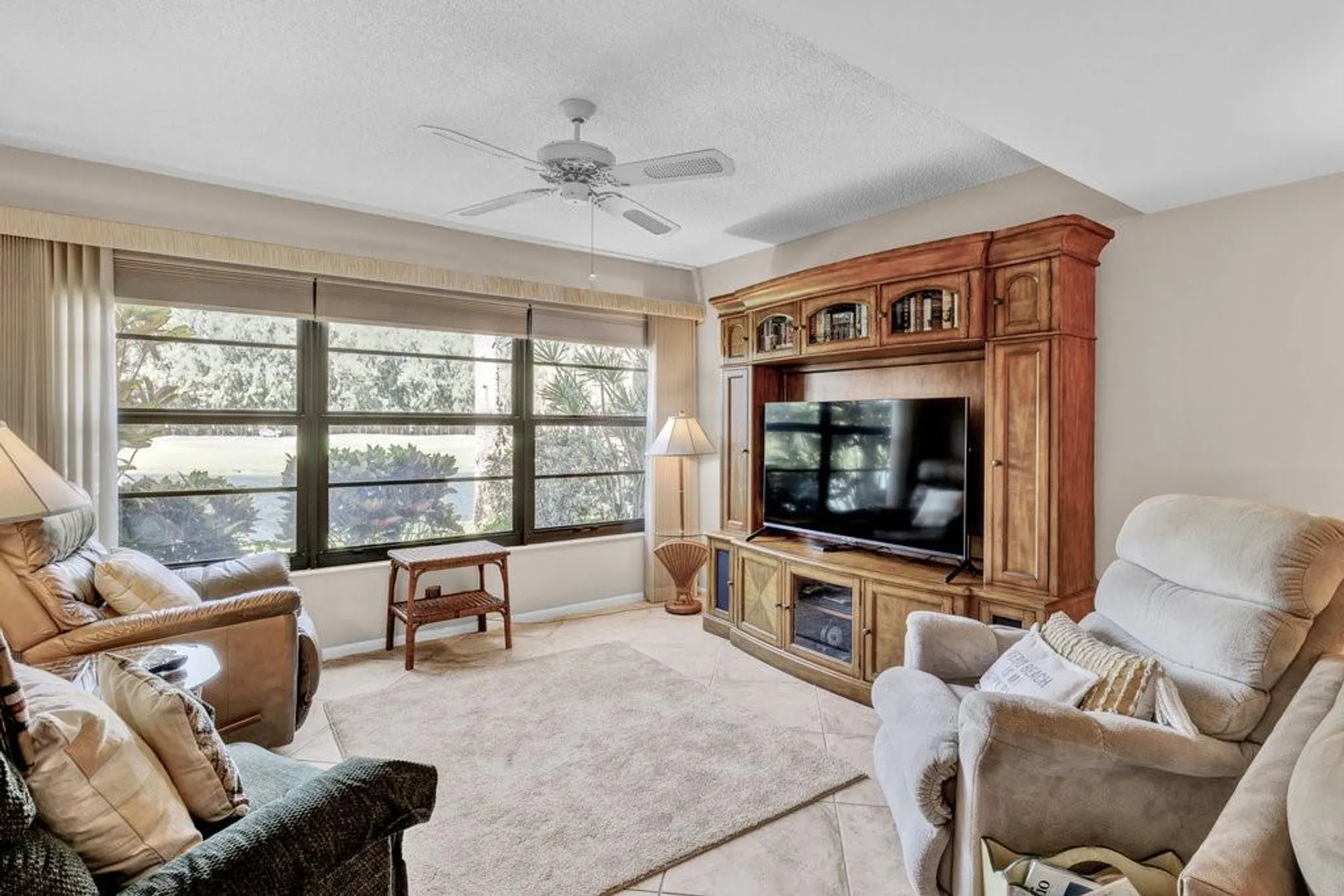 Property Slideshow image 5 of 35 | 9 plantation dr 104, Vero Beach, FL, 32966