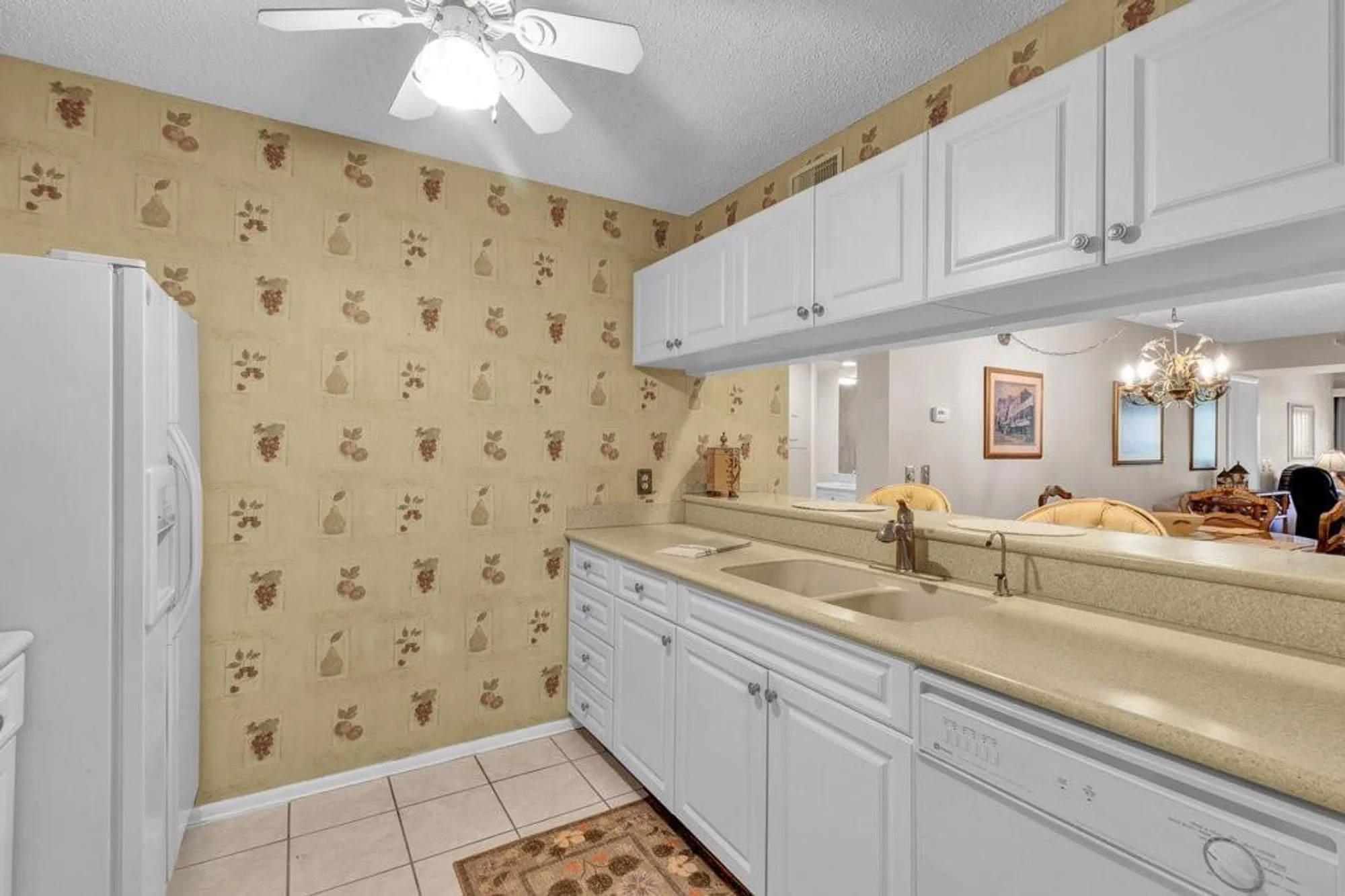 Property Slideshow image 11 of 35 | 9 plantation dr 104, Vero Beach, FL, 32966