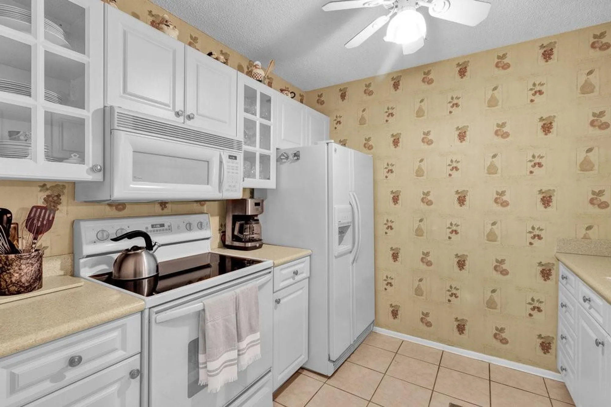 Property Slideshow image 12 of 35 | 9 plantation dr 104, Vero Beach, FL, 32966