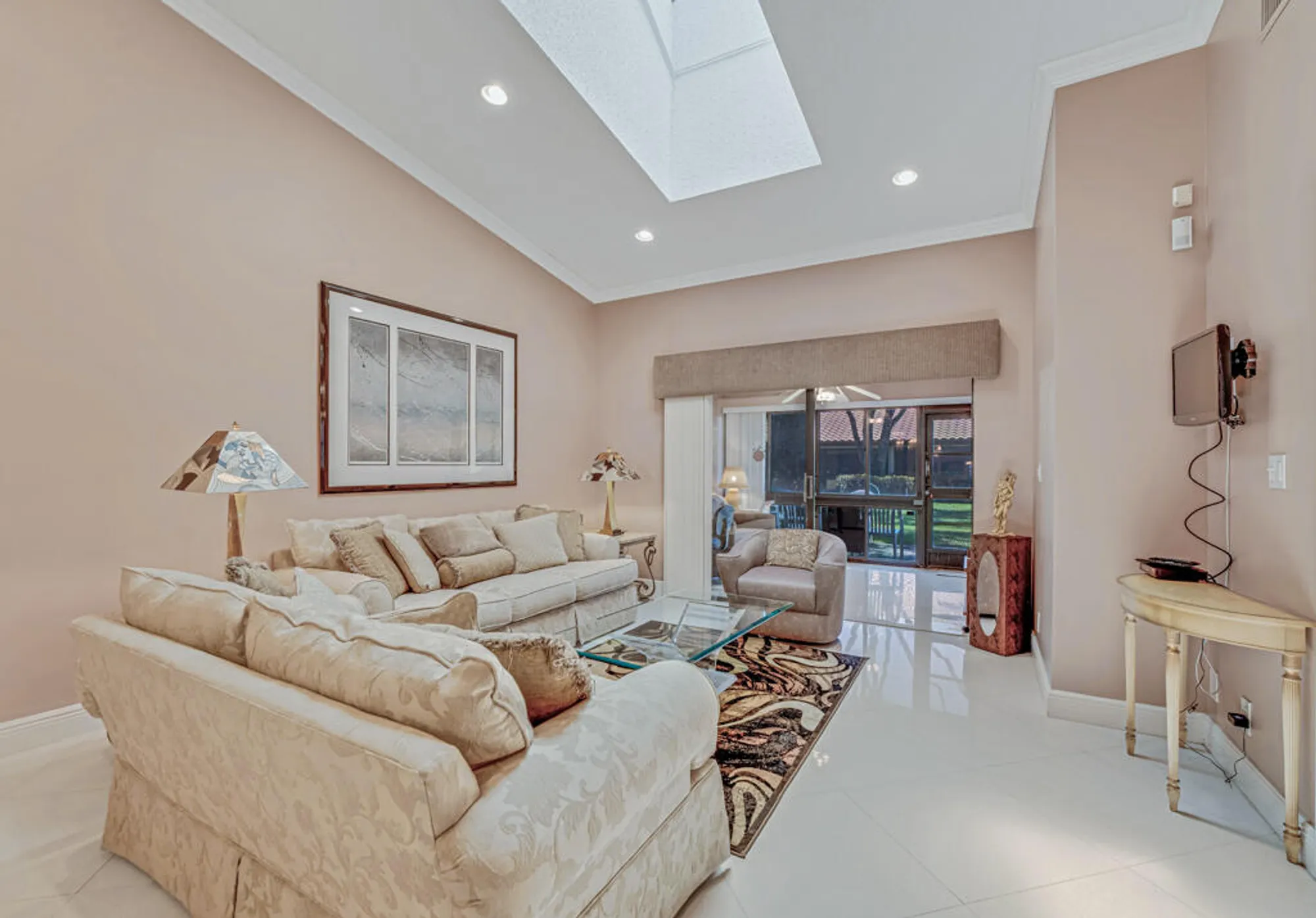Property Slideshow image 4 of 47 | 6069 sunny pointe cir, Delray Beach, FL, 33484