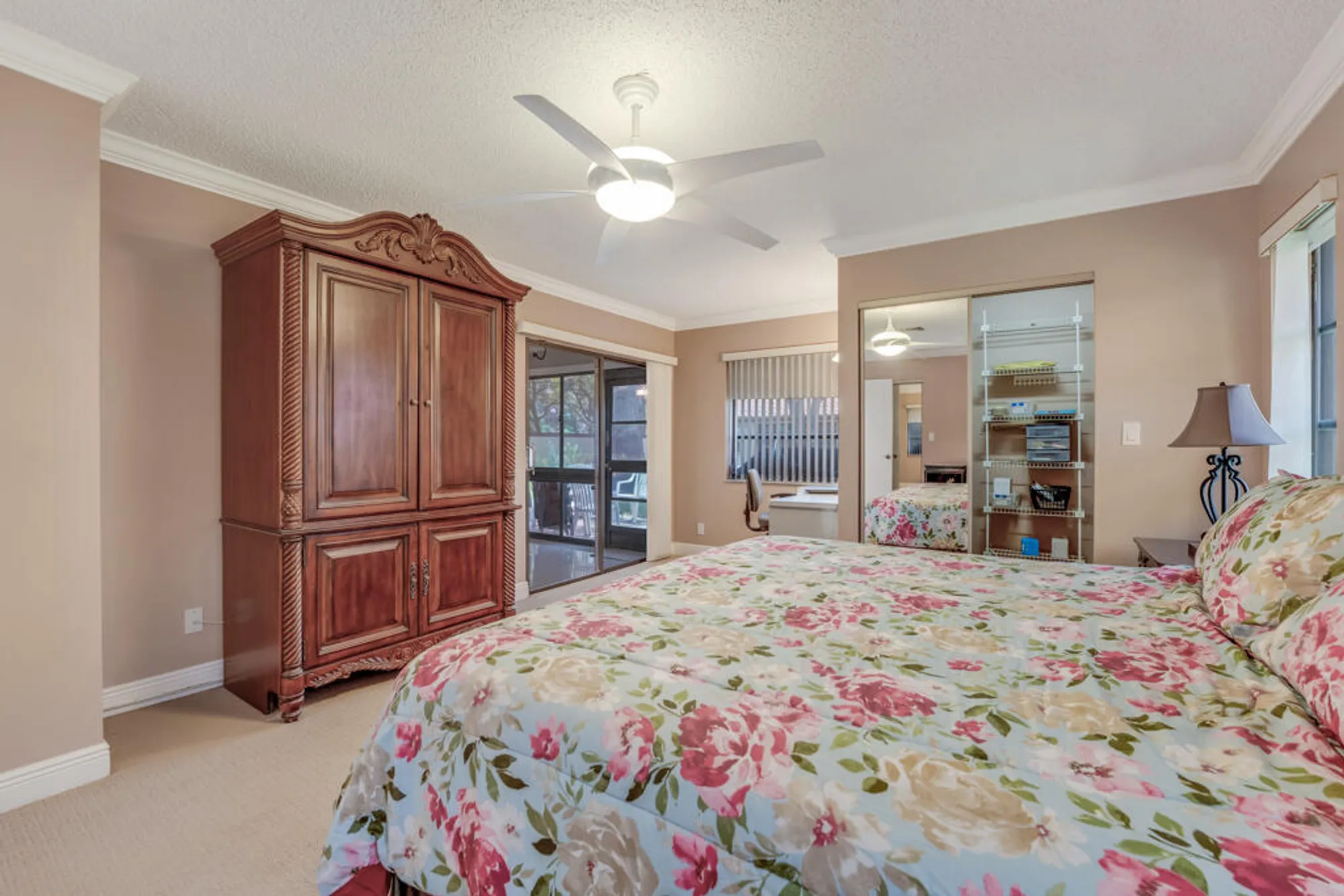 Property Slideshow image 18 of 47 | 6069 sunny pointe cir, Delray Beach, FL, 33484