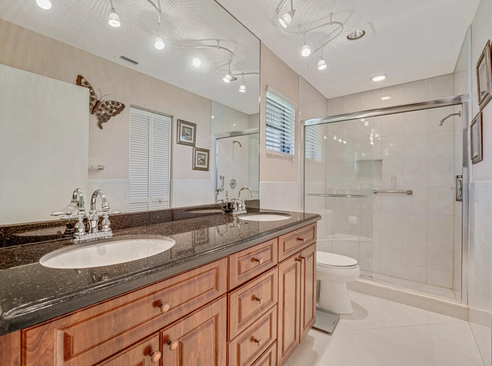 Property Slideshow image 21 of 47 | 6069 sunny pointe cir, Delray Beach, FL, 33484