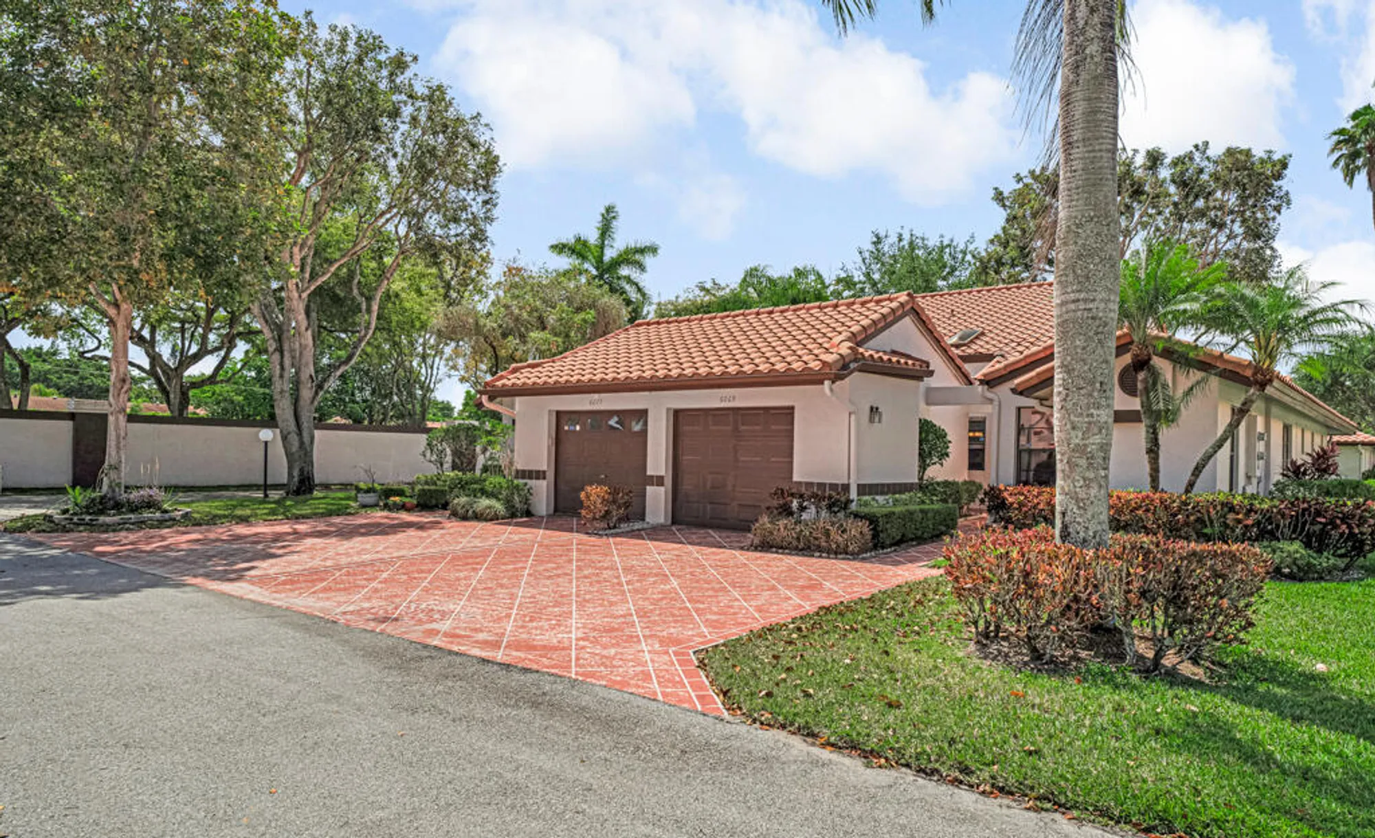 Property Slideshow image 32 of 47 | 6069 sunny pointe cir, Delray Beach, FL, 33484