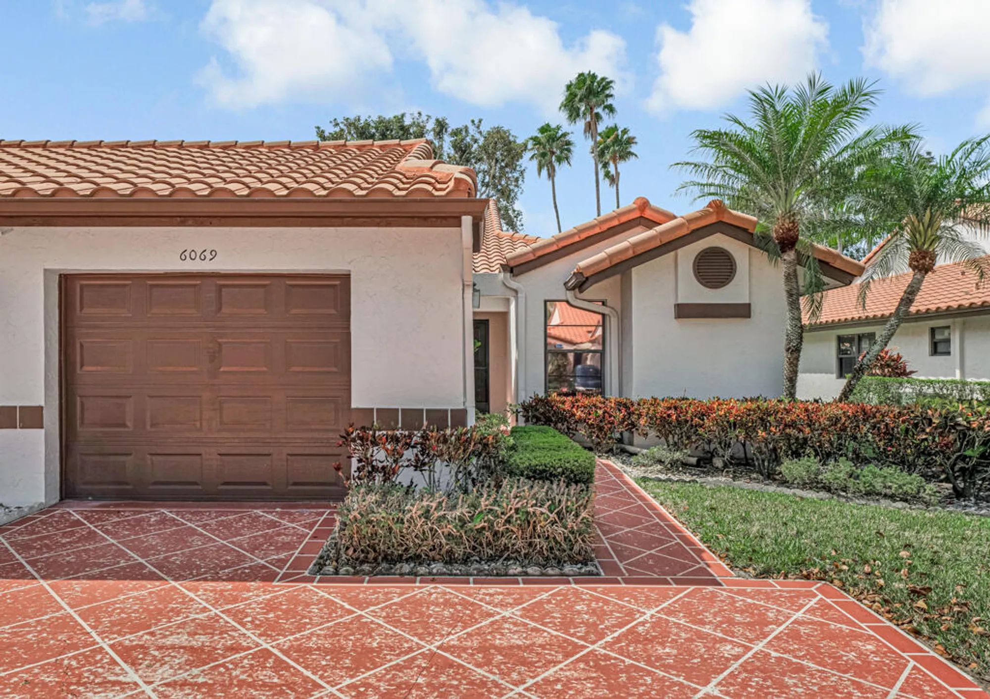 Property Slideshow image 34 of 47 | 6069 sunny pointe cir, Delray Beach, FL, 33484