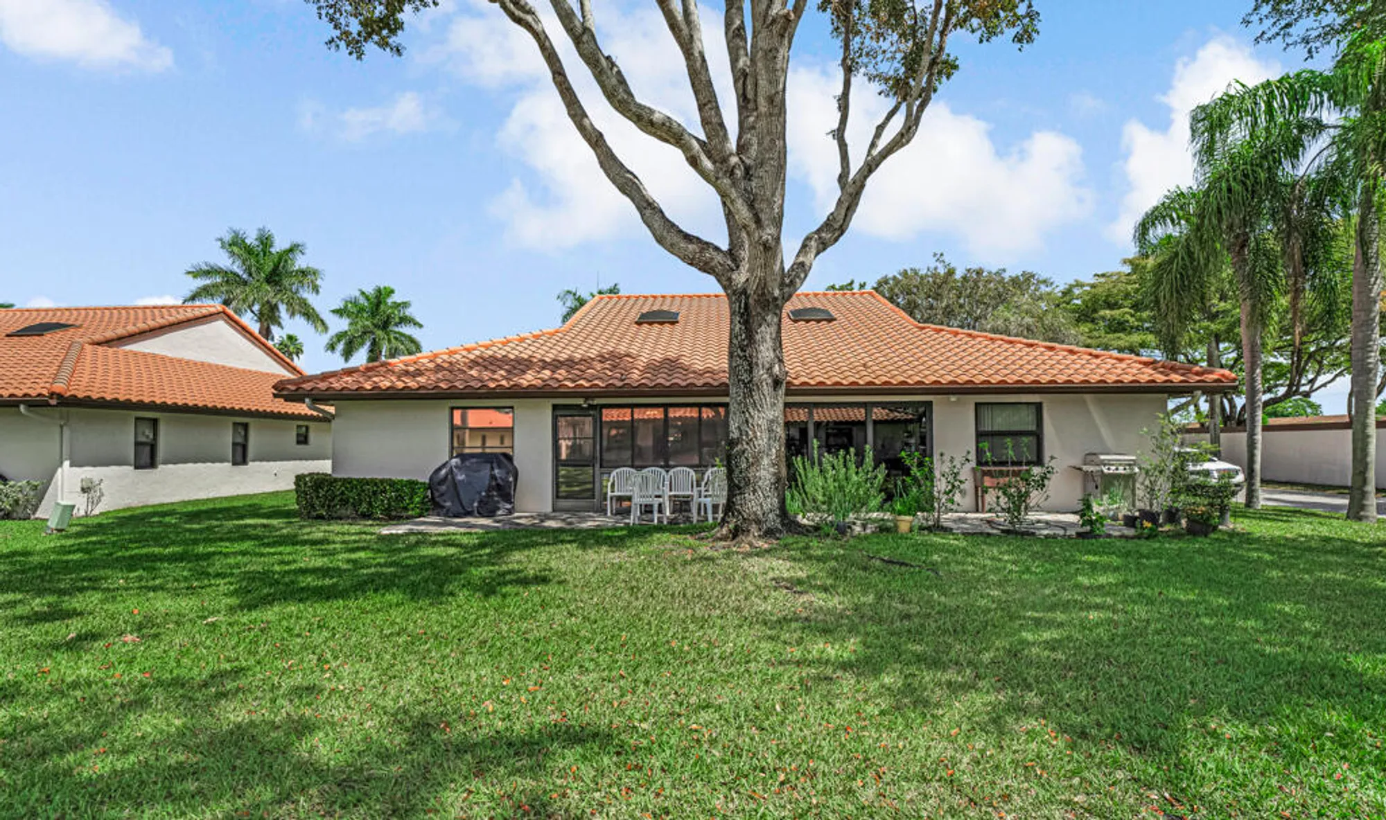 Property Slideshow image 37 of 47 | 6069 sunny pointe cir, Delray Beach, FL, 33484