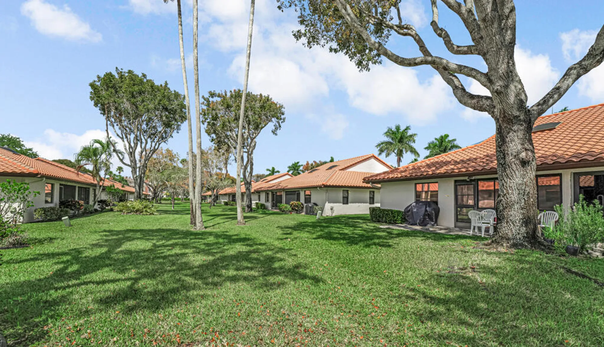 Property Slideshow image 39 of 47 | 6069 sunny pointe cir, Delray Beach, FL, 33484