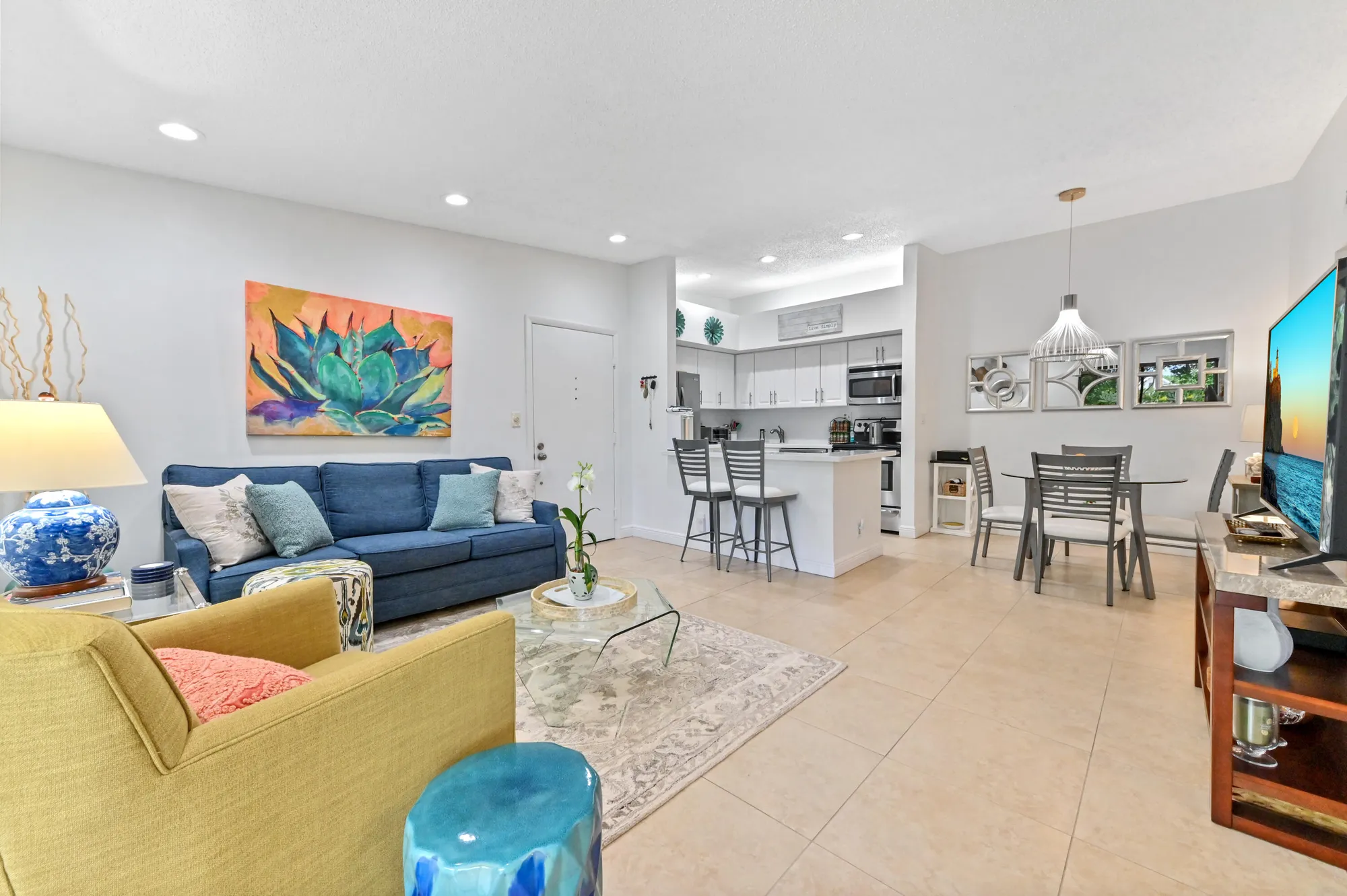 Property Slideshow image 5 of 55 | 15492 lakes of delray blvd apt 203, Delray Beach, FL, 33484